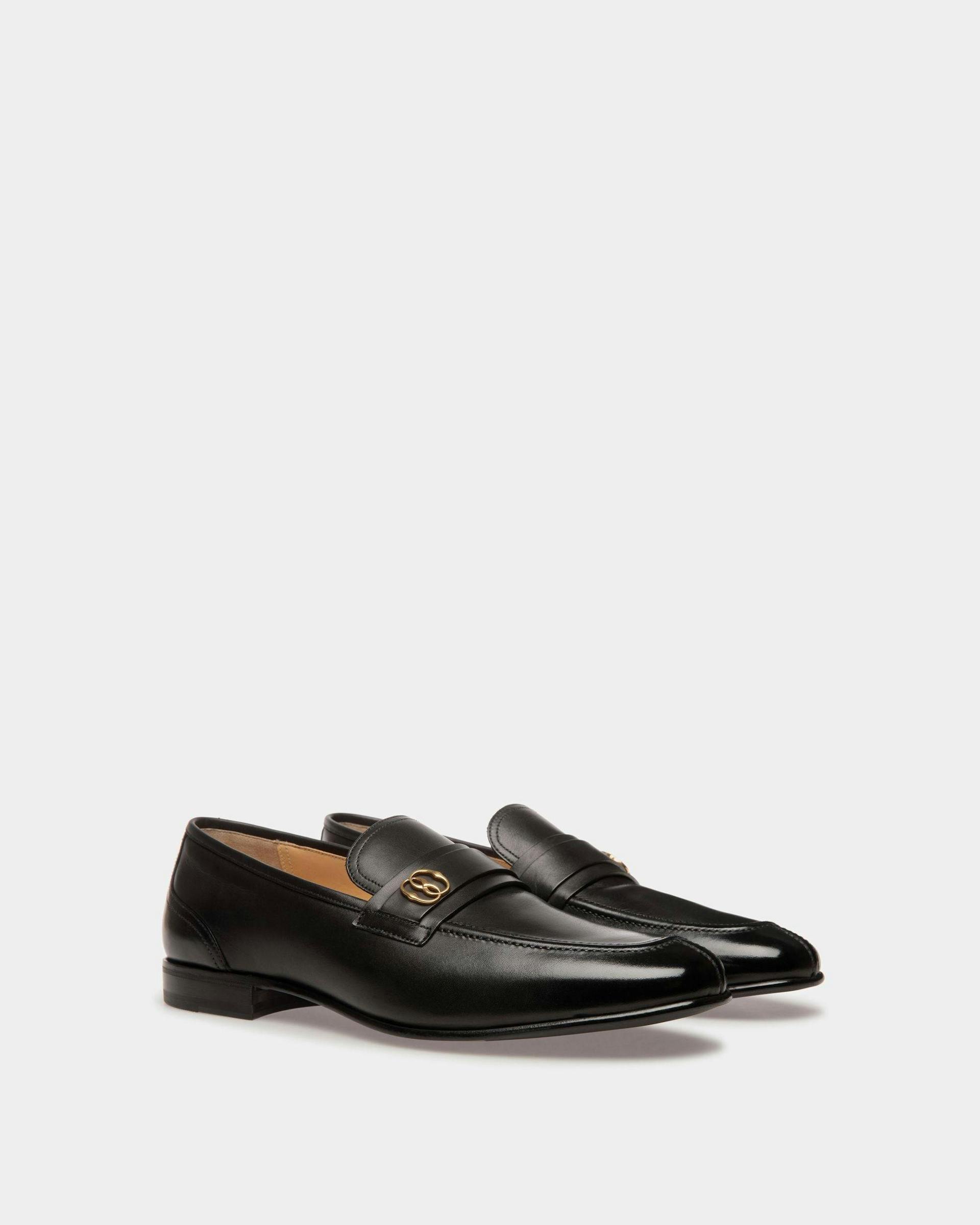 Men's Suisse Loafers In Black Leather | Bally | Still Life 3/4 Front