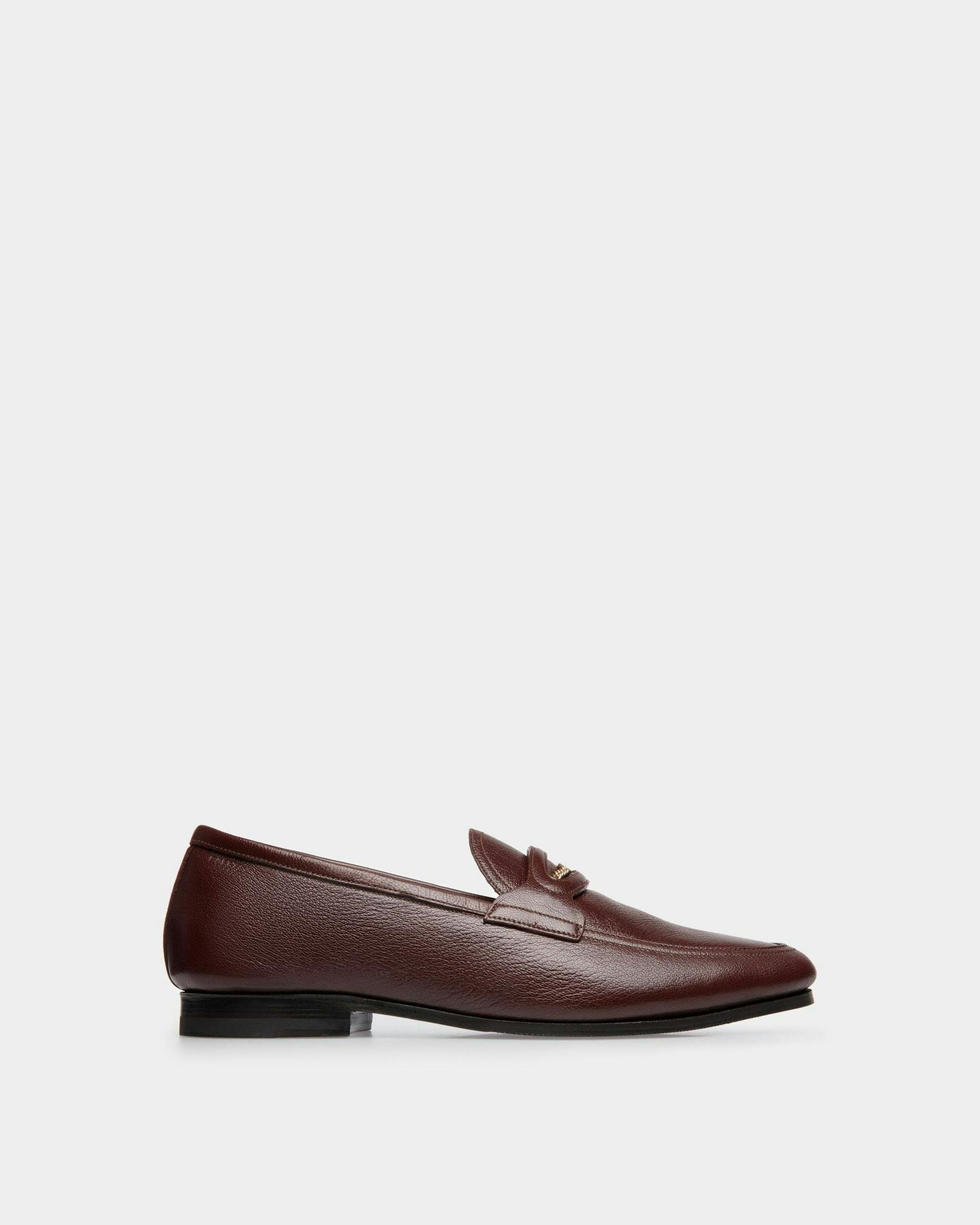 Men's Plume Loafer in Chestnut Brown Grained Leather | Bally | Still Life Side