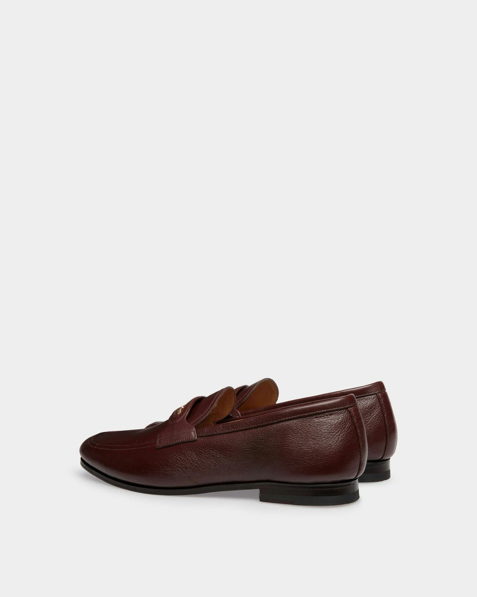 Men's Plume Loafer in Chestnut Brown Grained Leather | Bally | Still Life 3/4 Back