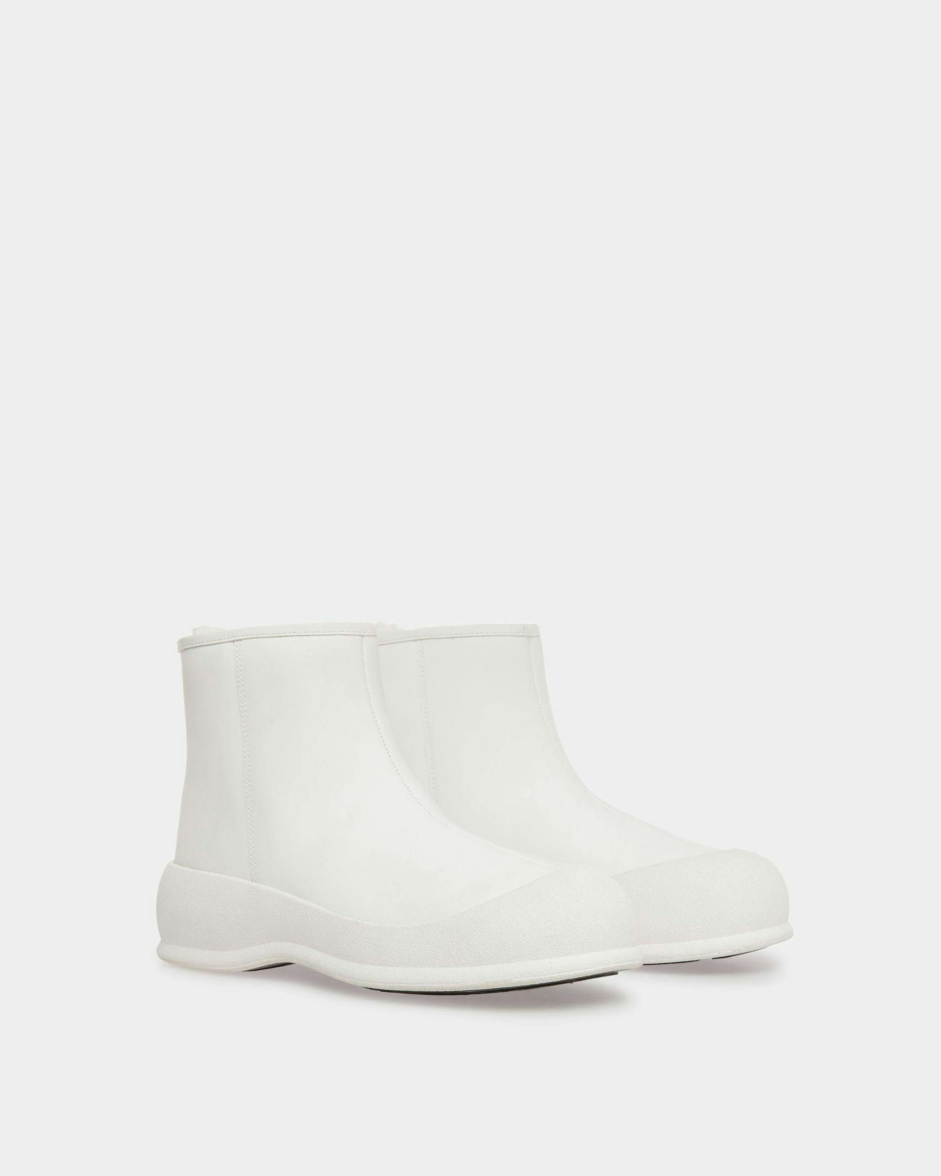 Women's Frei Boots In White Rubber-coated Leather | Bally | Still Life 3/4 Front