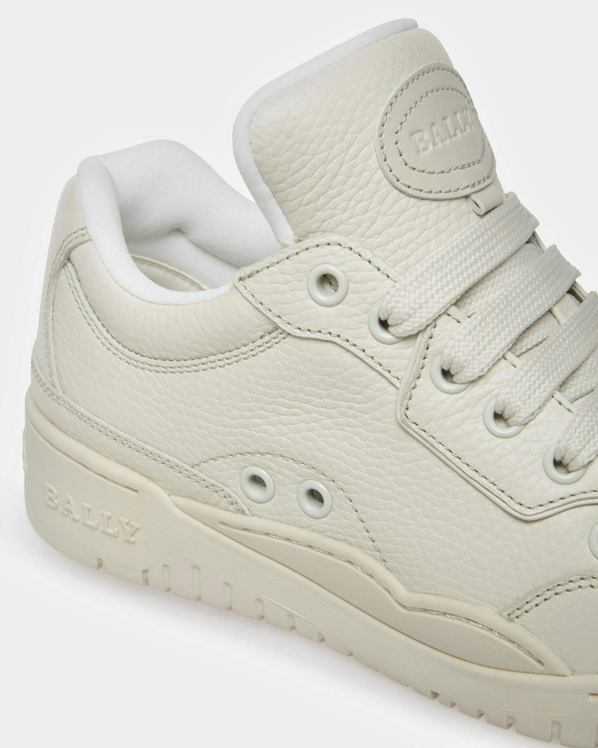 Kiro Sneaker In Pelle Bianco Cipria - Donna - Bally - 06