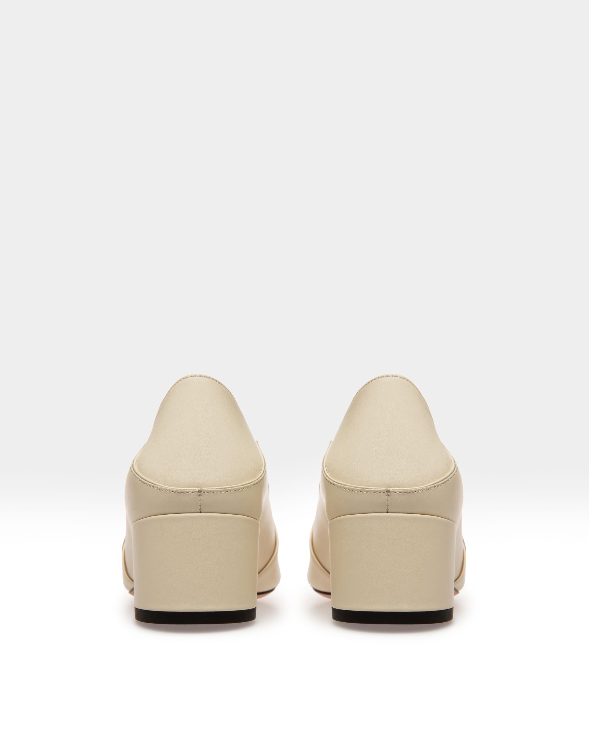 Janelle Décolleté In Pelle Color Avorio - Donna - Bally - 03