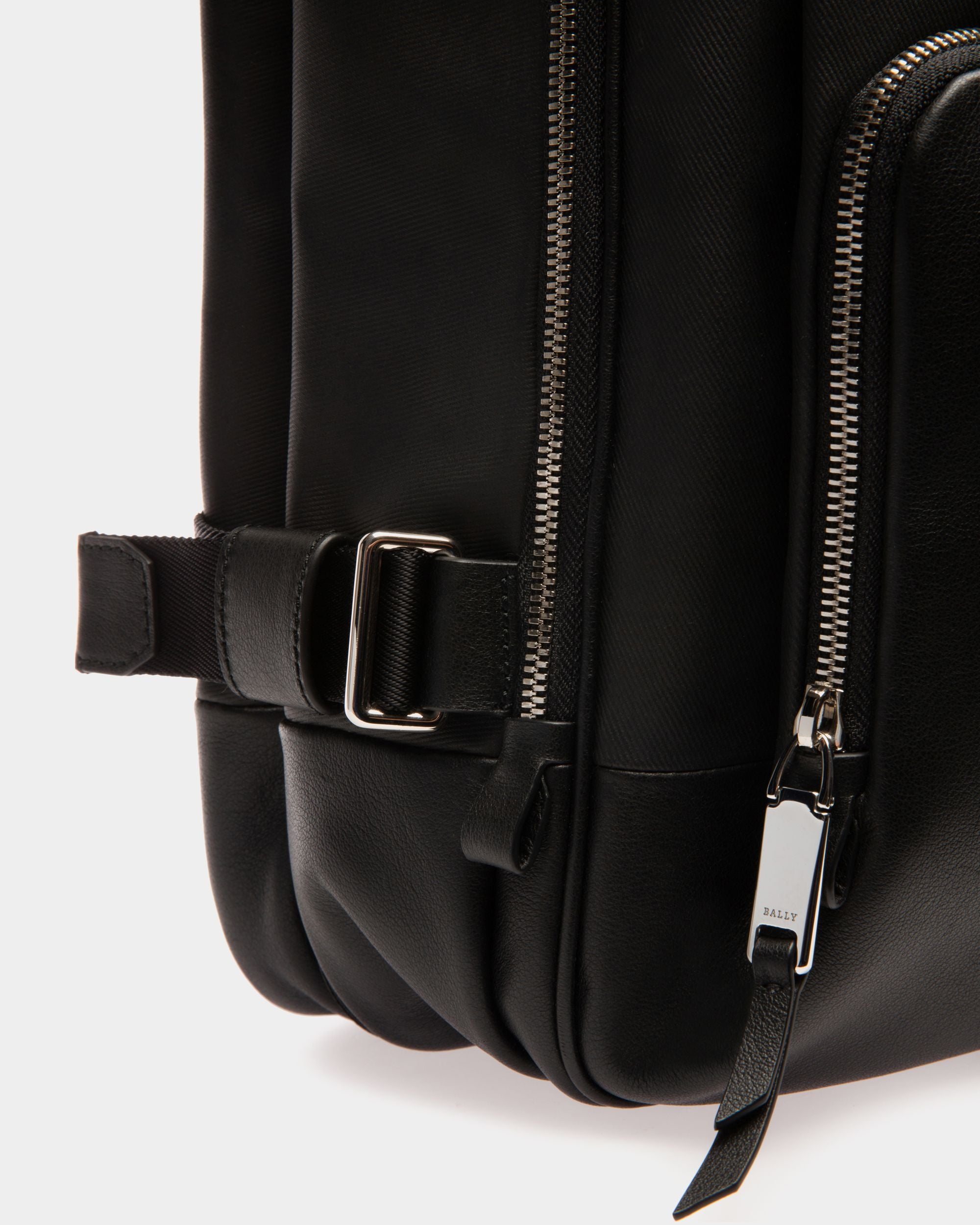 Veltan Zaino Nero In Tela E Pelle Con Coating - Uomo - Bally - 05