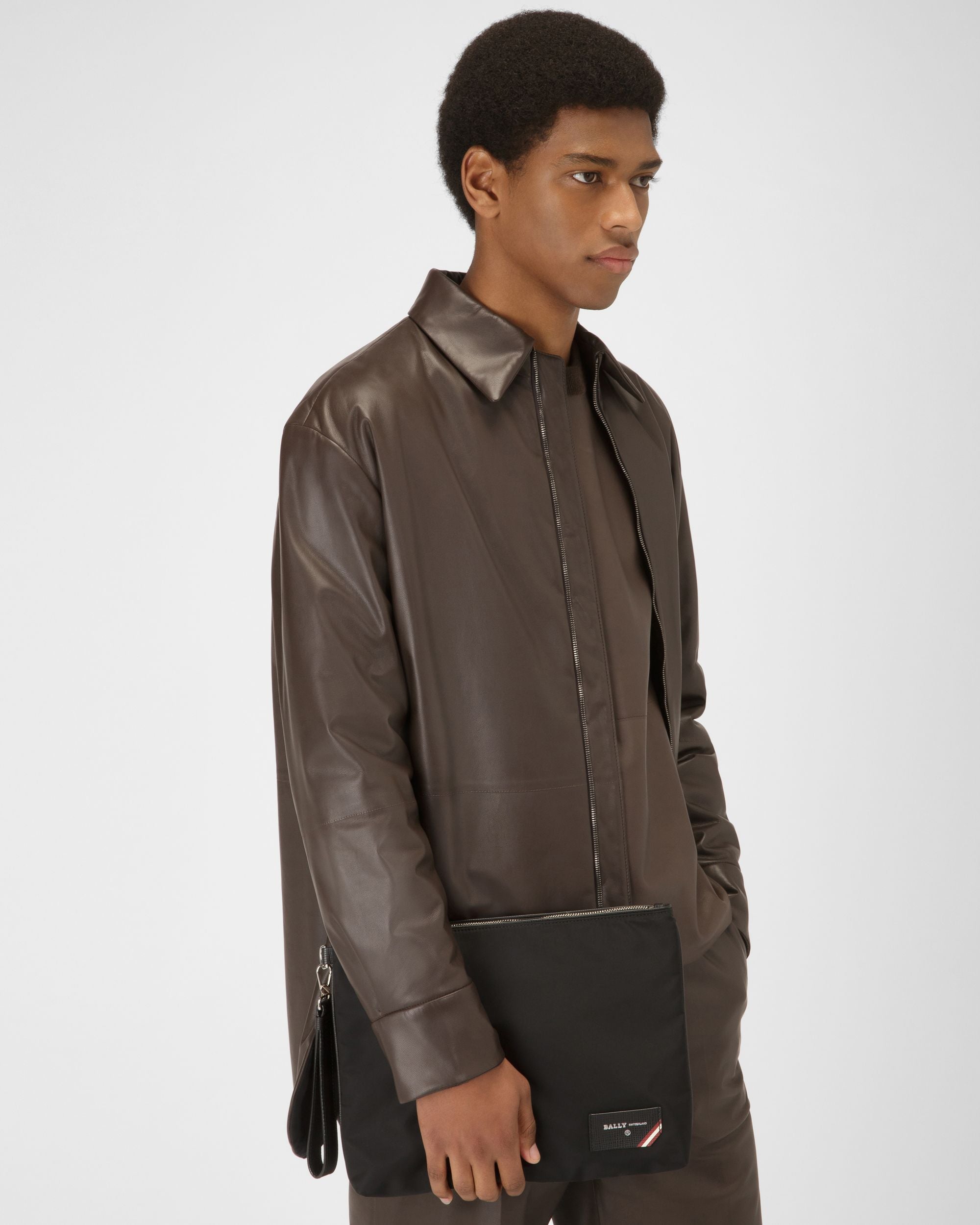Fholler Borsa Senza Manico In Nylon Nero - Uomo - Bally - 01