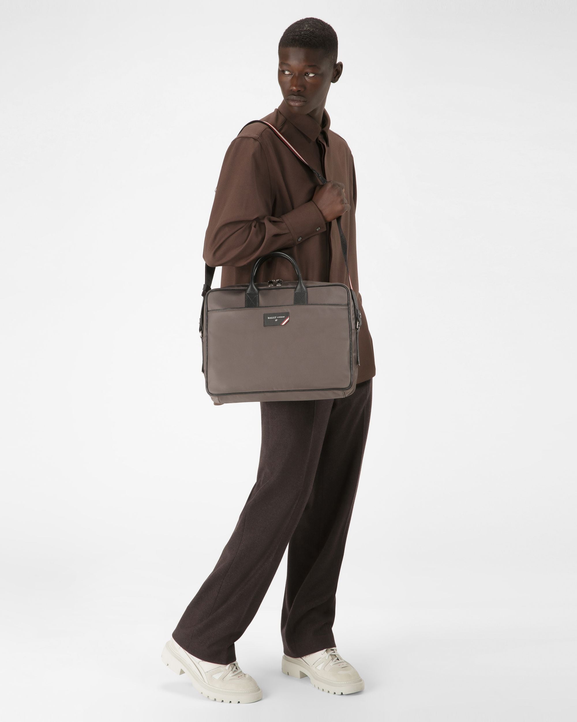 Faldy Borsa Da Lavoro In Nylon Riciclato Verde Militare - Uomo - Bally - 06