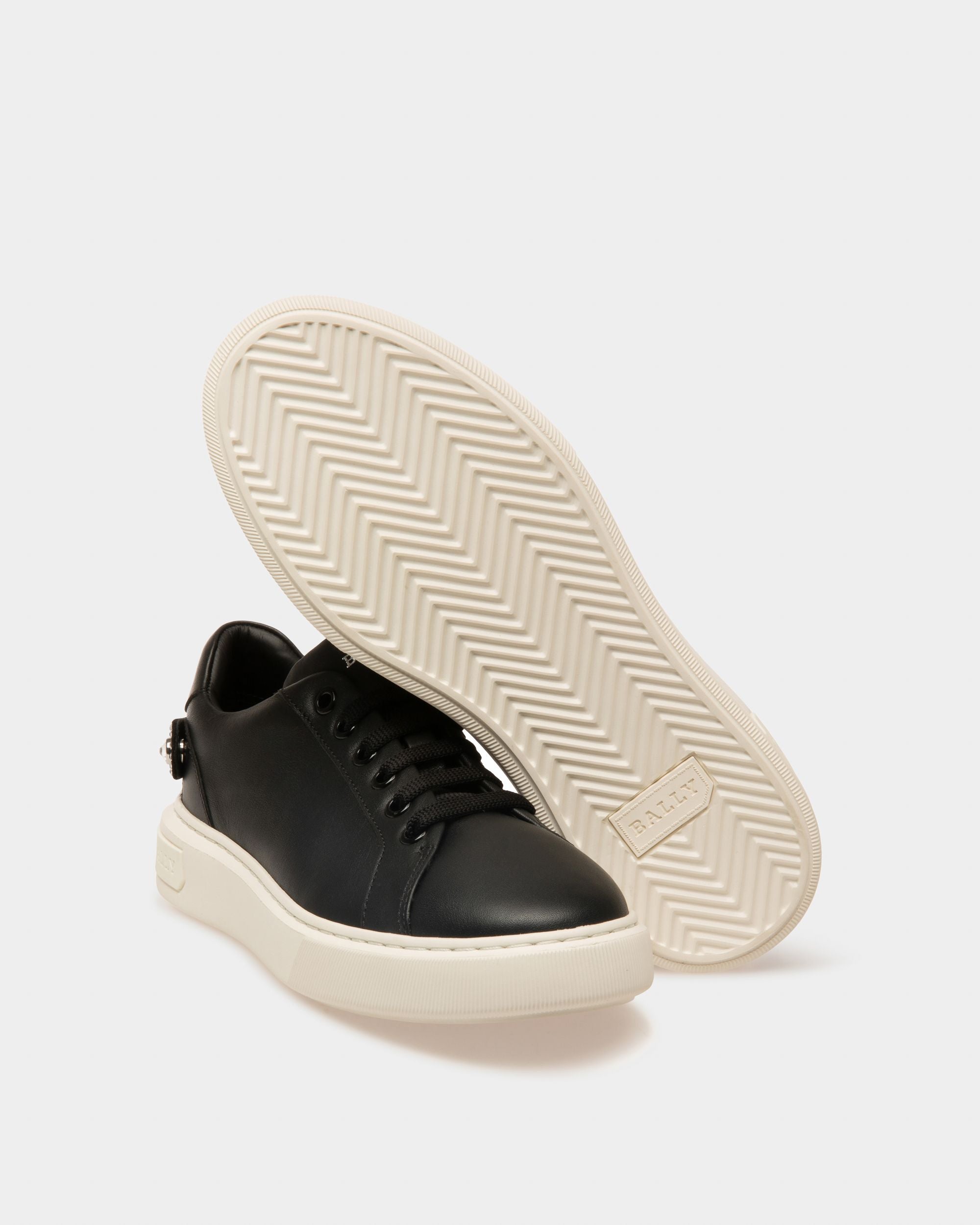 Malya Sneakers In Pelle Nera - Donna - Bally - 05
