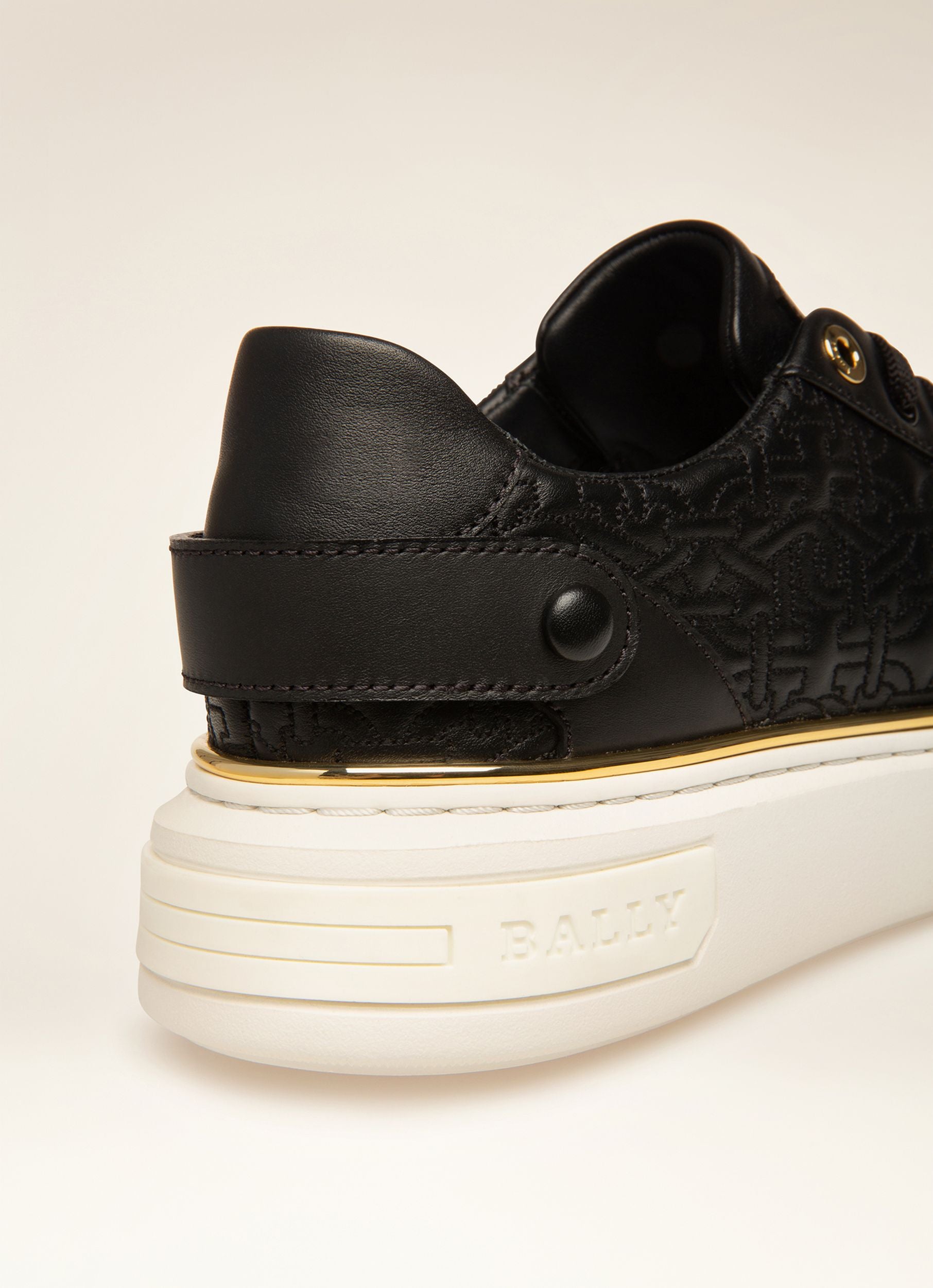 Malya Sneakers In Pelle Nera - Donna - Bally - 08