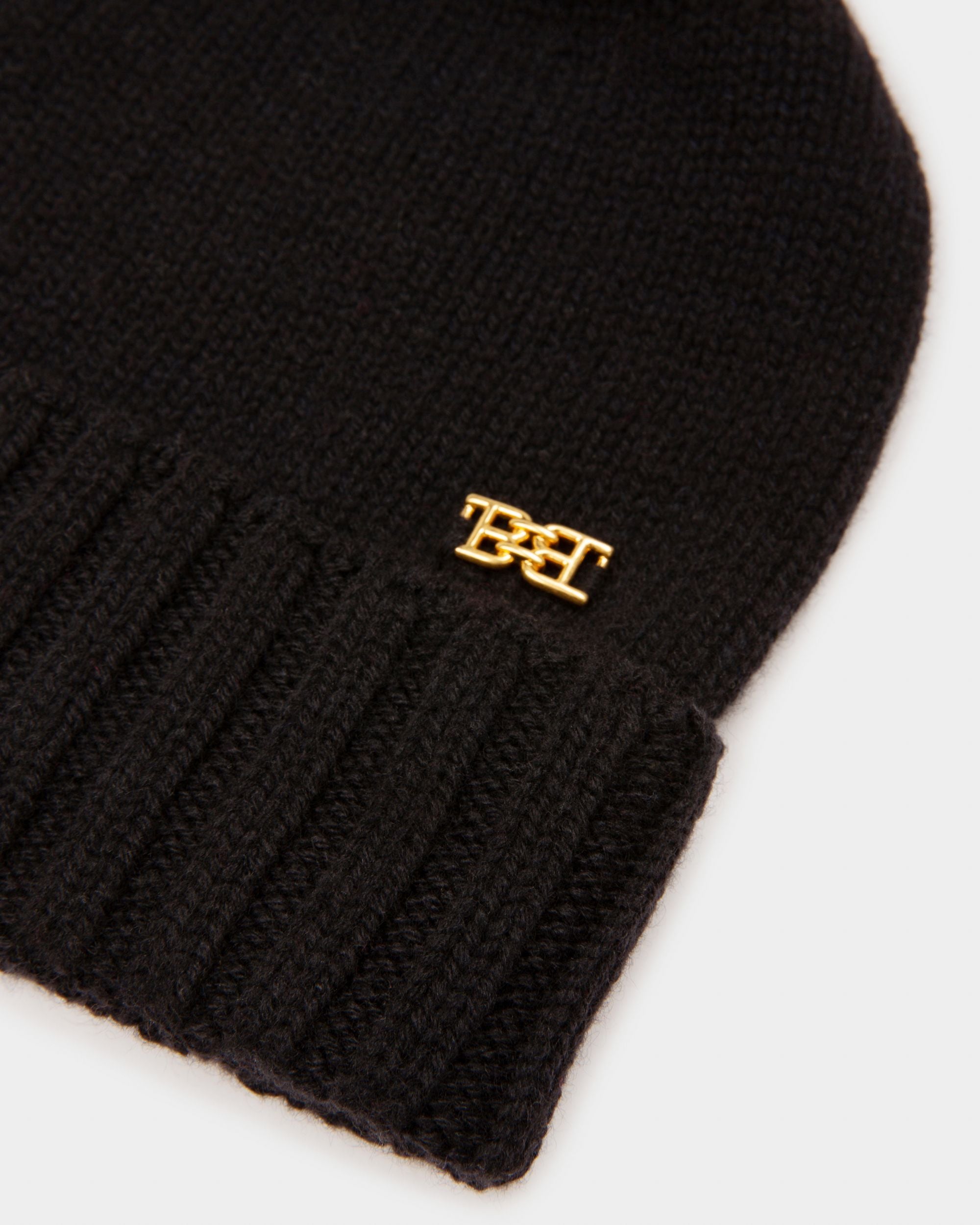 Set Di Accessori Invernali In Cashmere Nero - Donna - Bally - 05