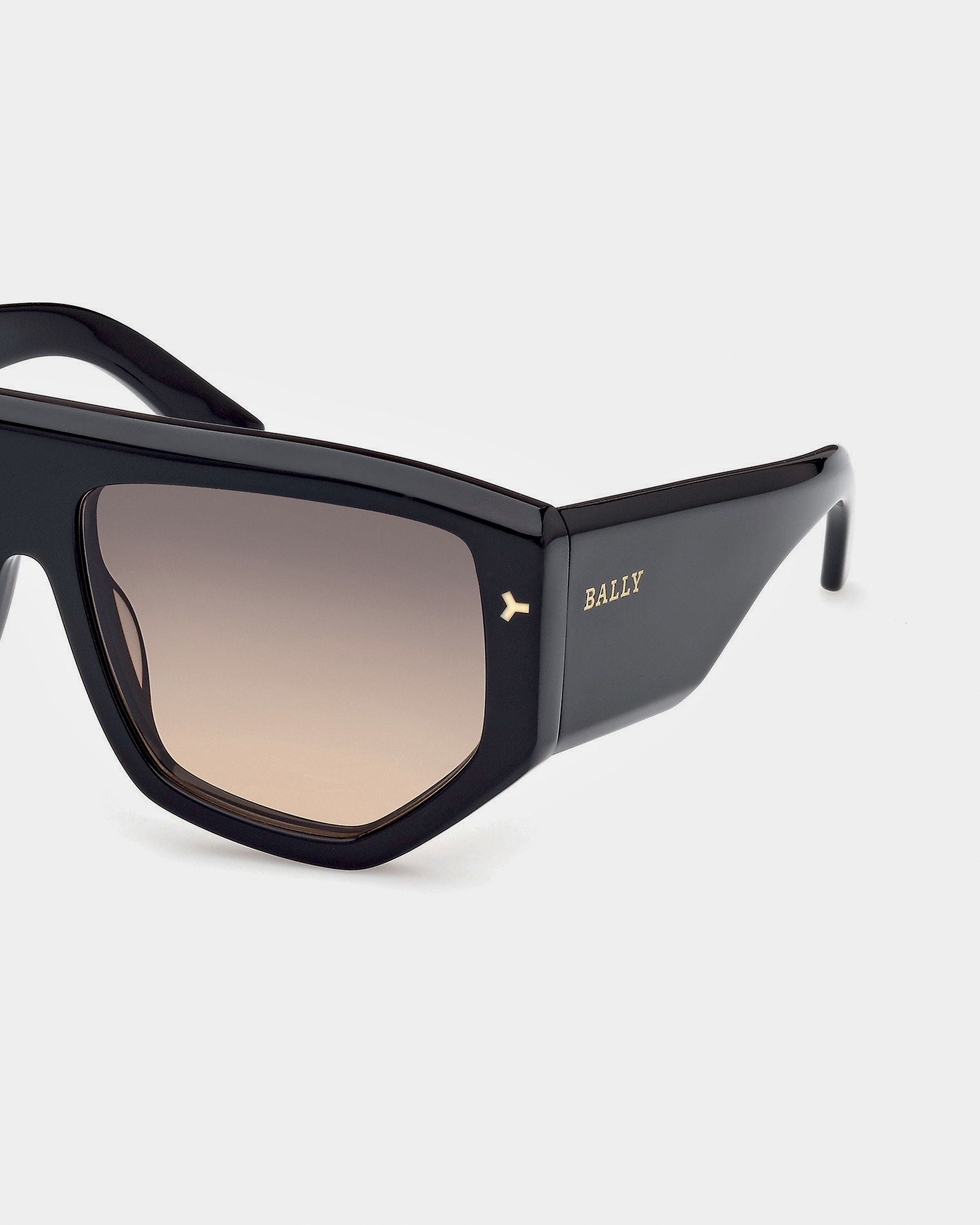 Meg Occhiali Da Sole Full-Rim Geometrici In Plastica Nera Lucida - Other - Bally - 03