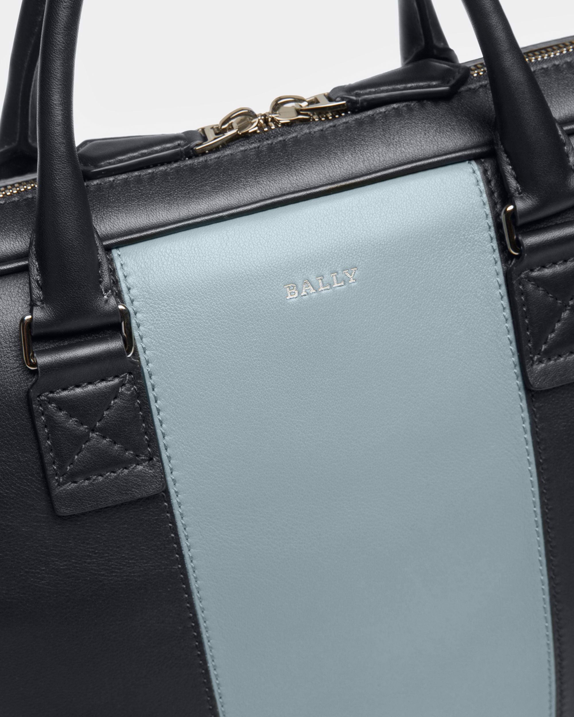 Hesines Borsa Business In Pelle Blu Scuro E Azzurra - Uomo - Bally - 05