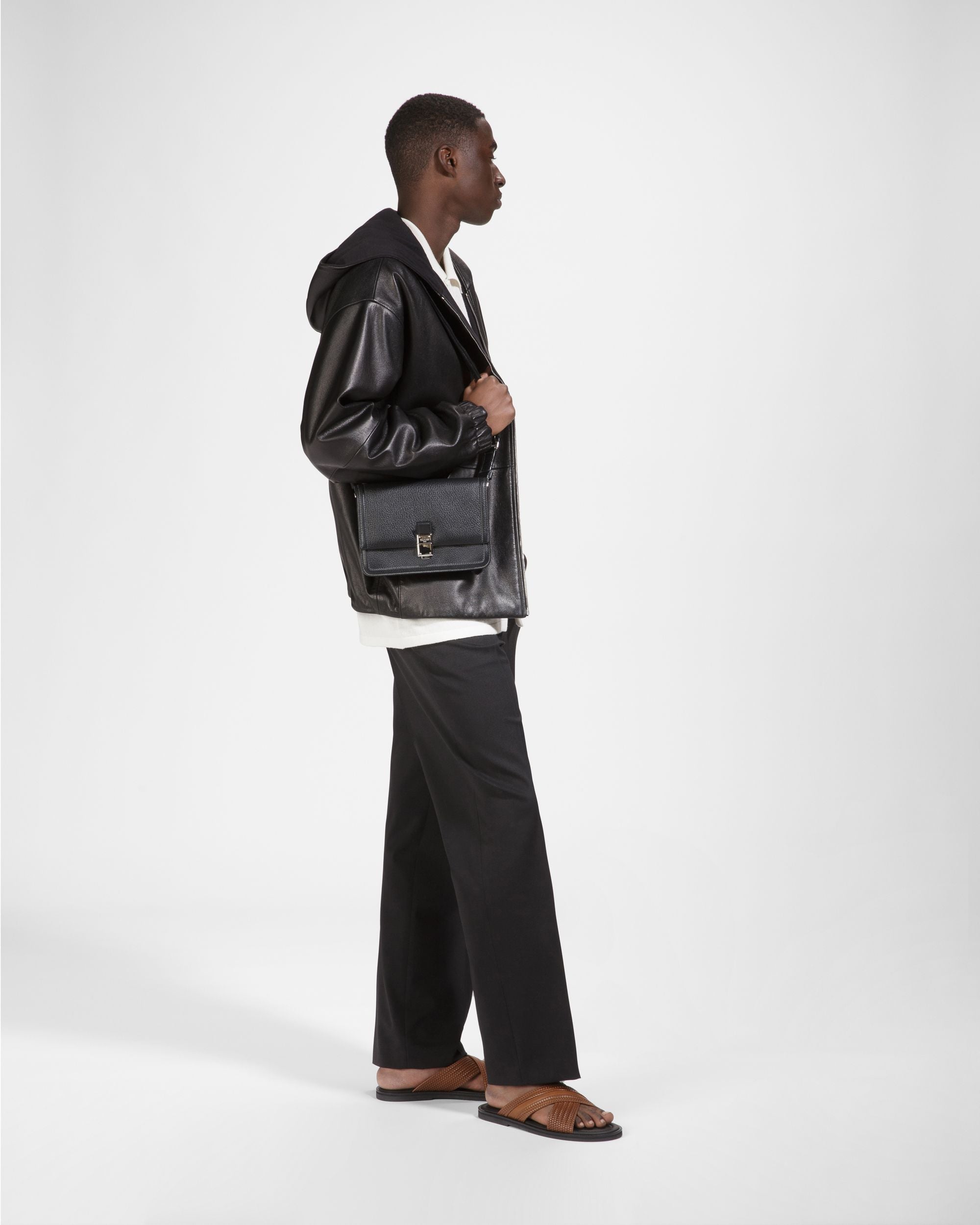 Sacres Borsa A Tracolla In Pelle Nera - Uomo - Bally - 07