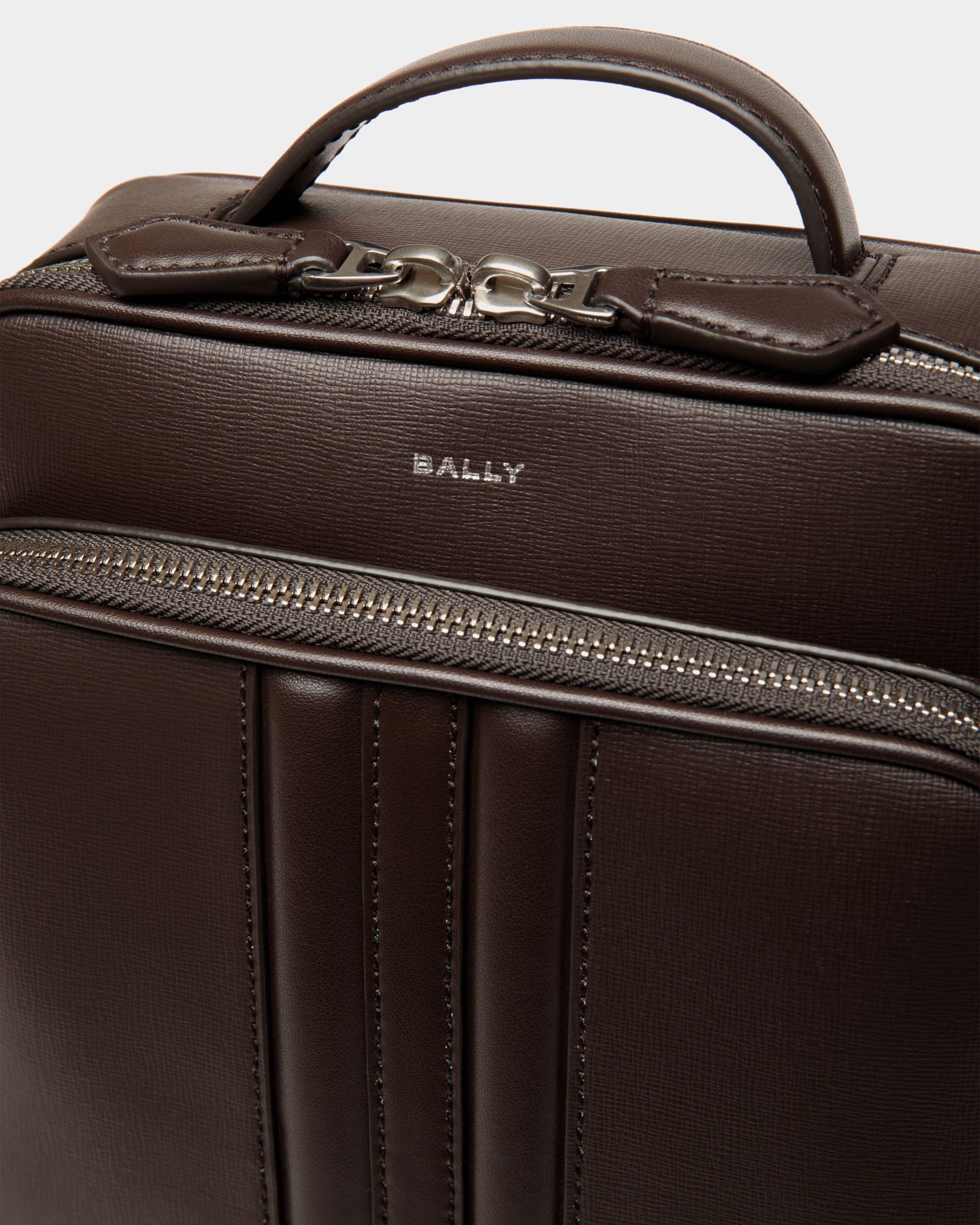 Borsa A Tracolla Mythos In Pelle Riciclata Color Ebano - Uomo - Bally - 05