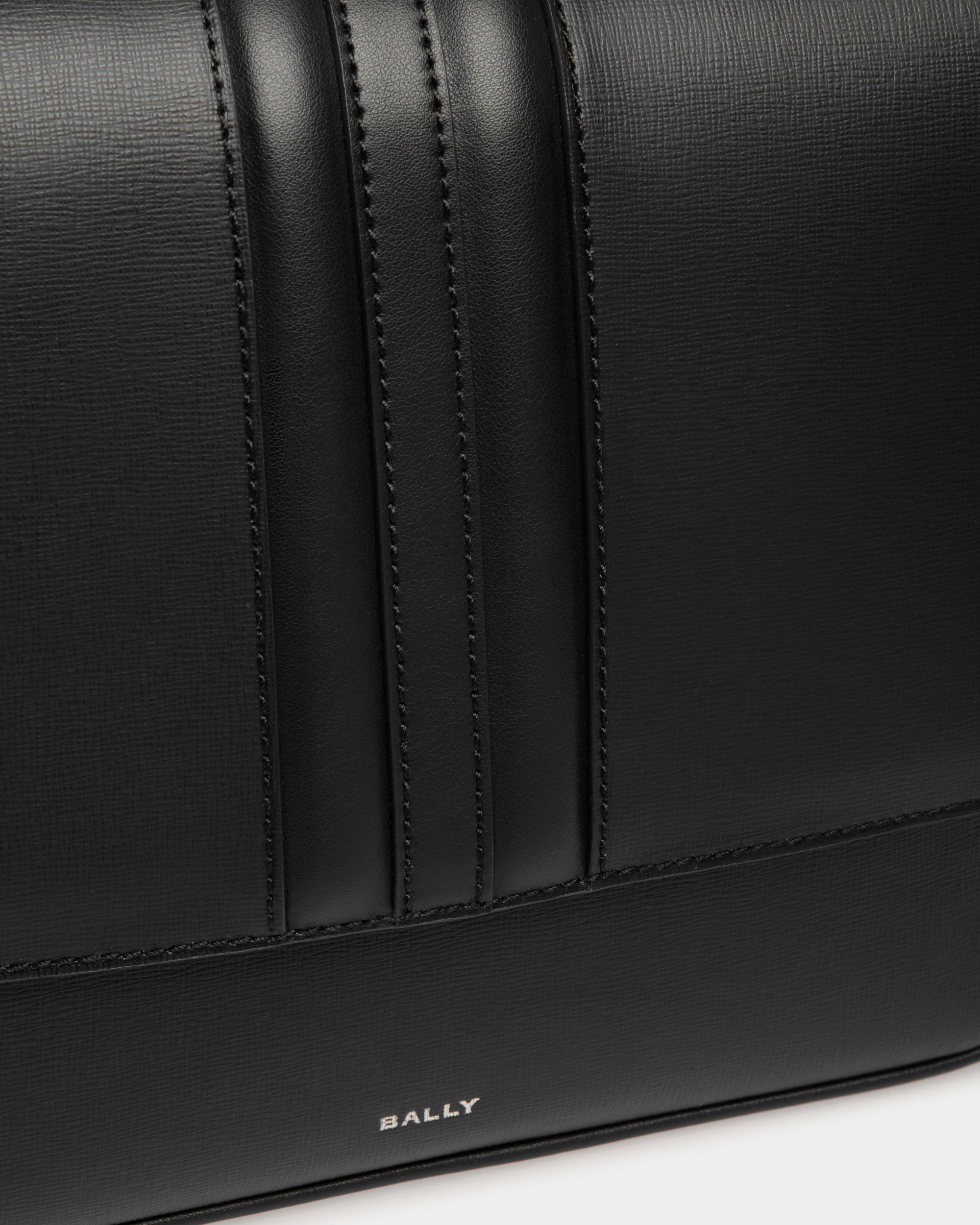Borsa A Tracolla Mythos In Pelle Riciclata Nera - Uomo - Bally - 06