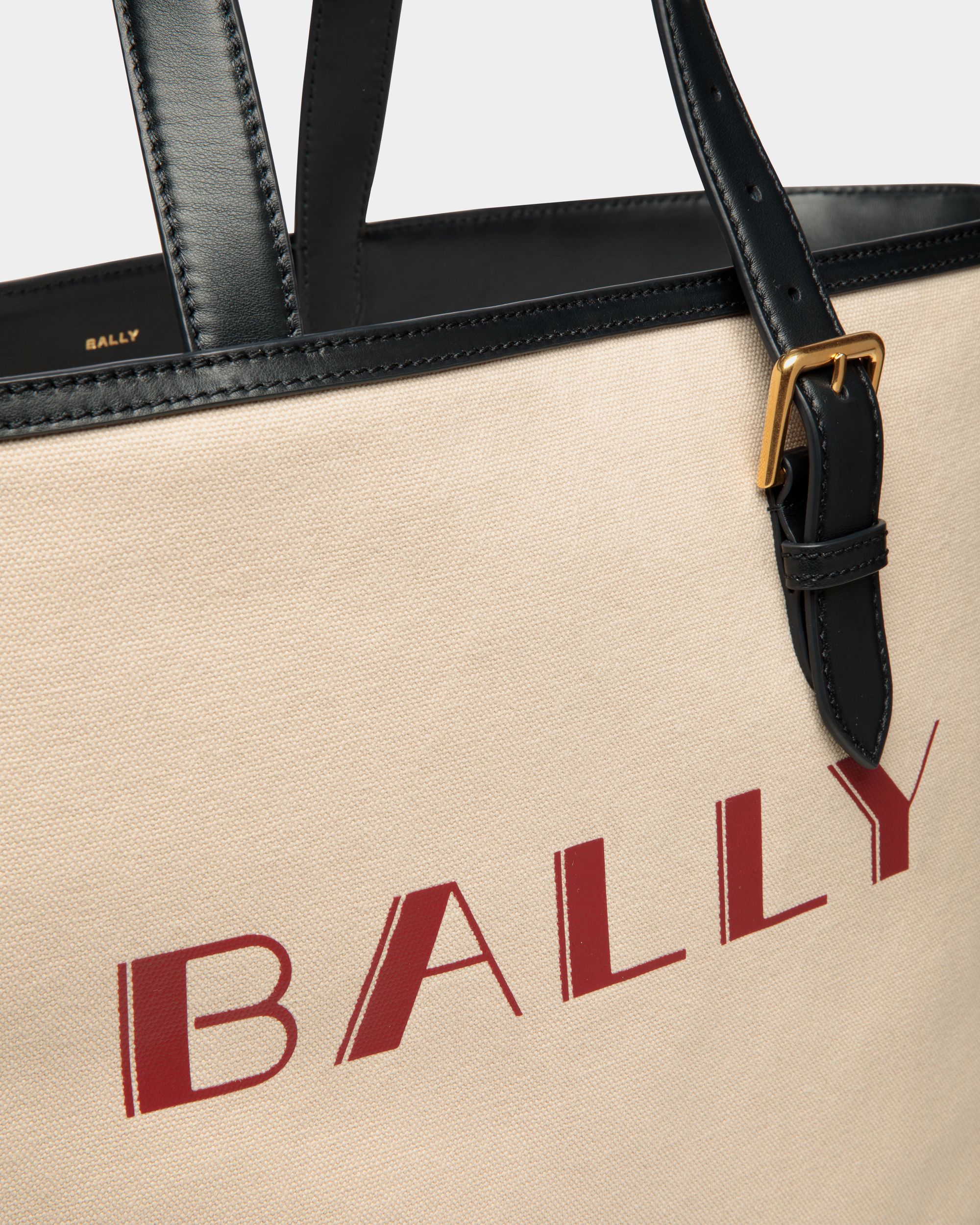Tote Bag Summer Capsule In Tela E Pelle Color Naturale E Navy Blue - Uomo - Bally - 05
