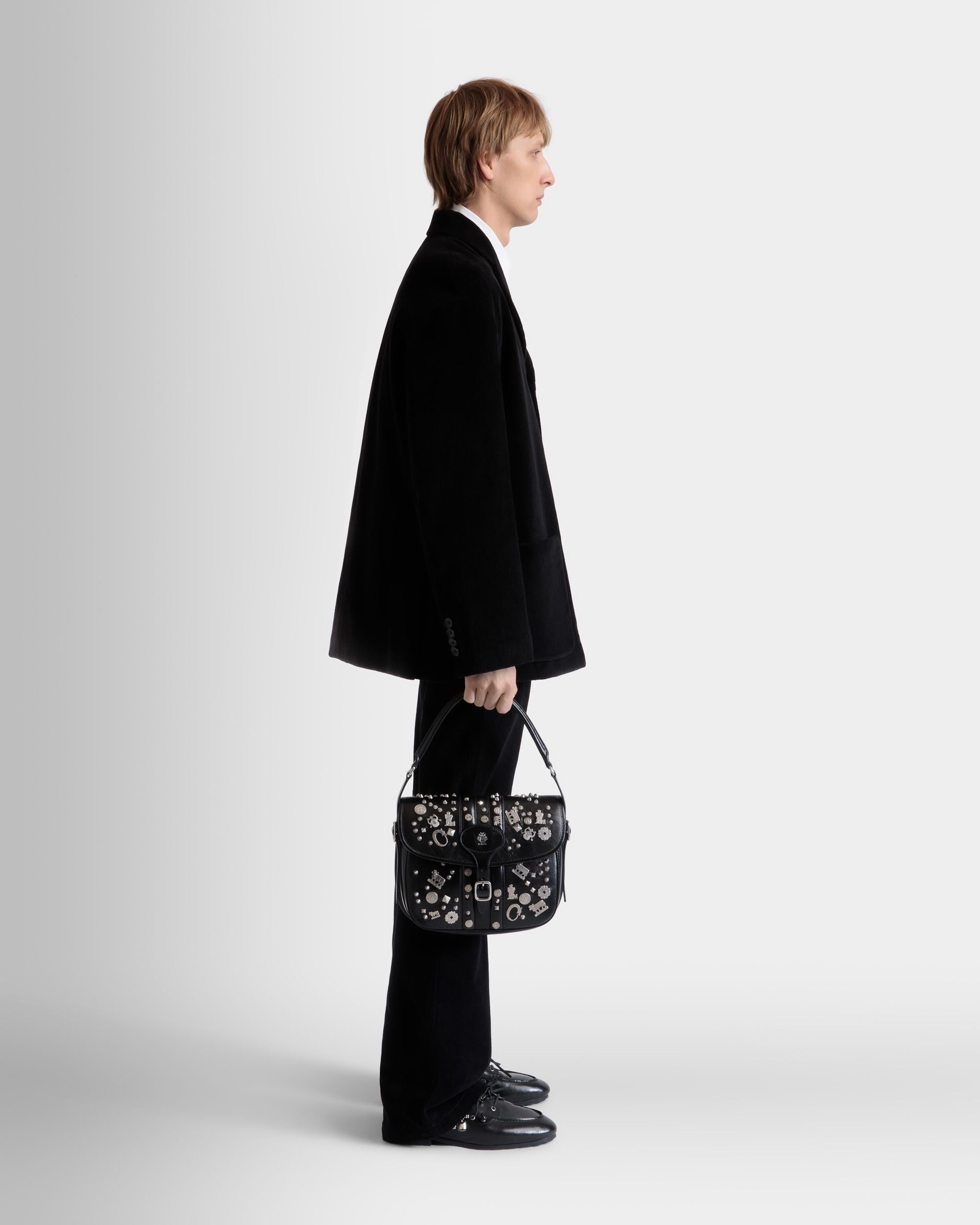 Borsa A Tracolla Beckett In Pelle Nera Con Borchie - Uomo - Bally - 02