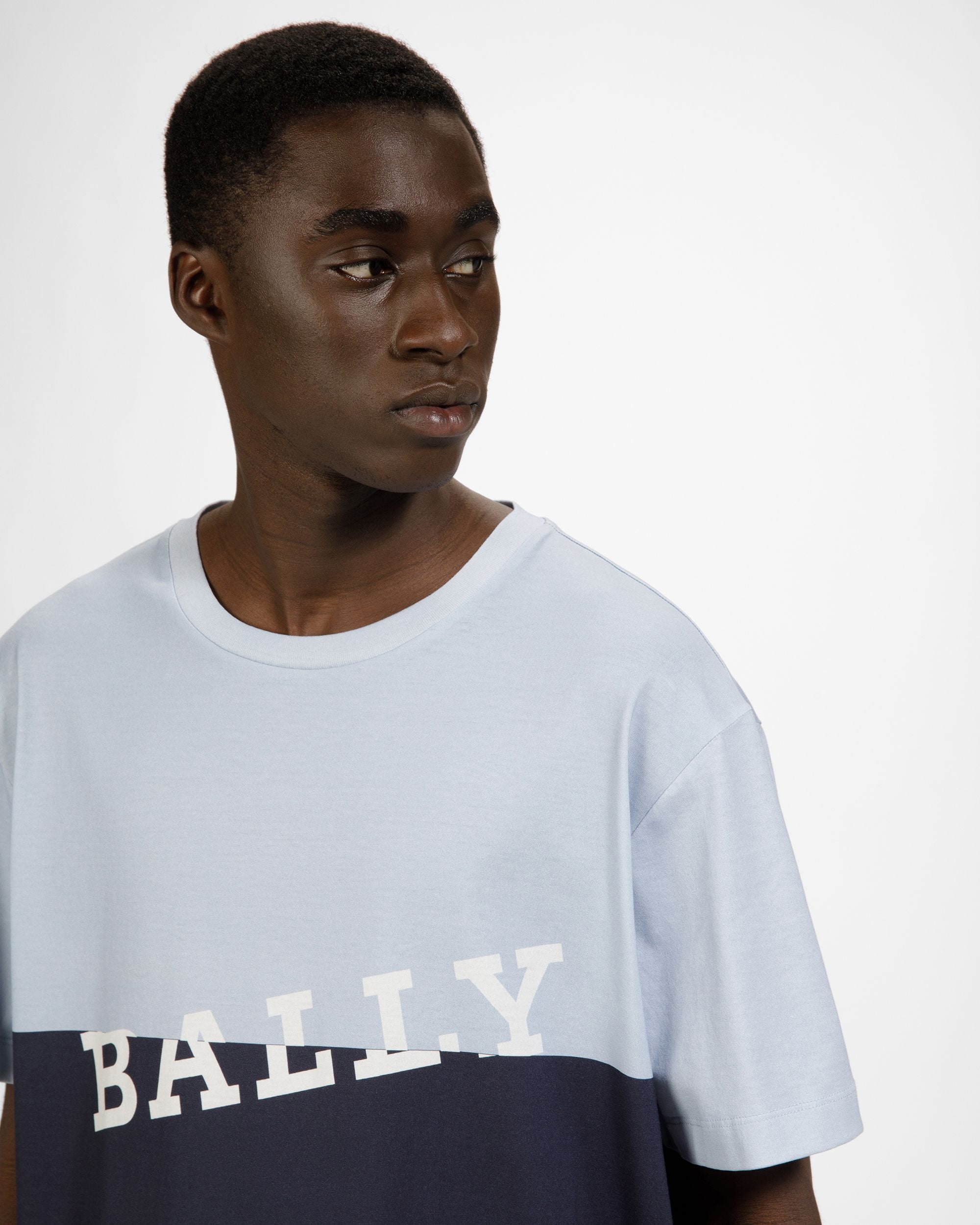 T-Shirt In Cotone Azzurro E Blu Scuro - Uomo - Bally - 04