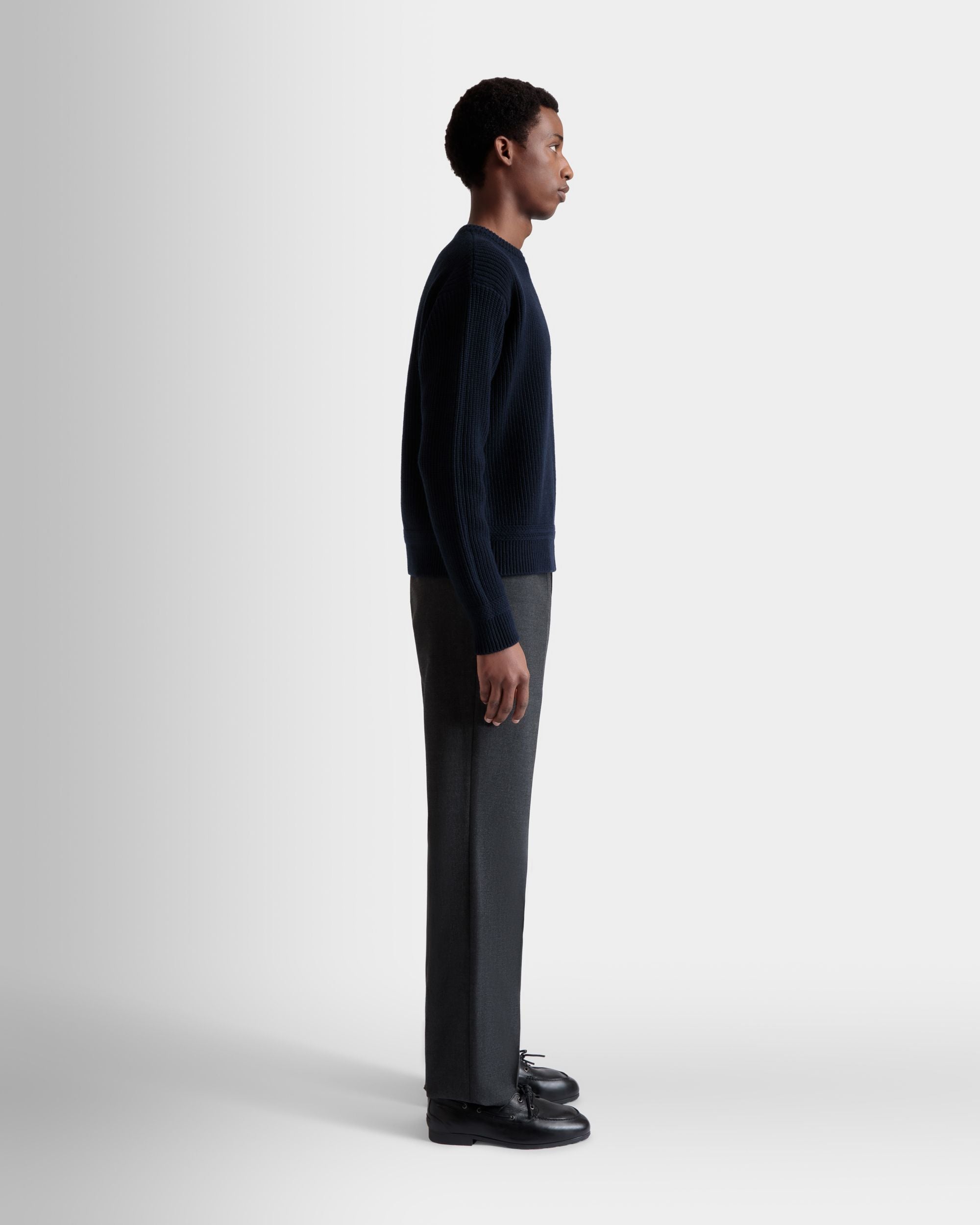 Pullover Girocollo In Lana Navy Blue Con Logo Bally Crest - Uomo - Bally - 06