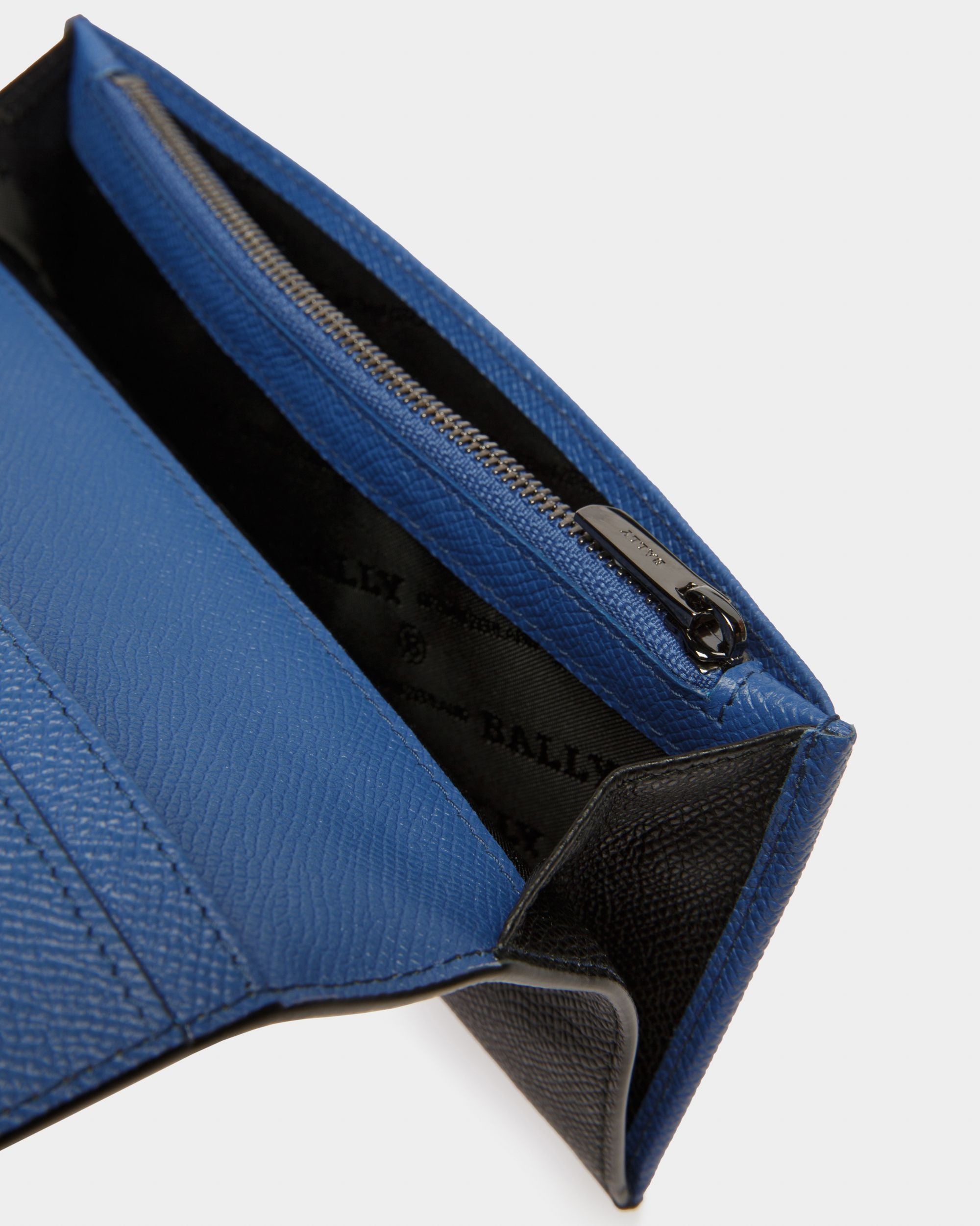 Baliro Portafoglio Continental In Pelle Nera E Blu - Uomo - Bally - 04