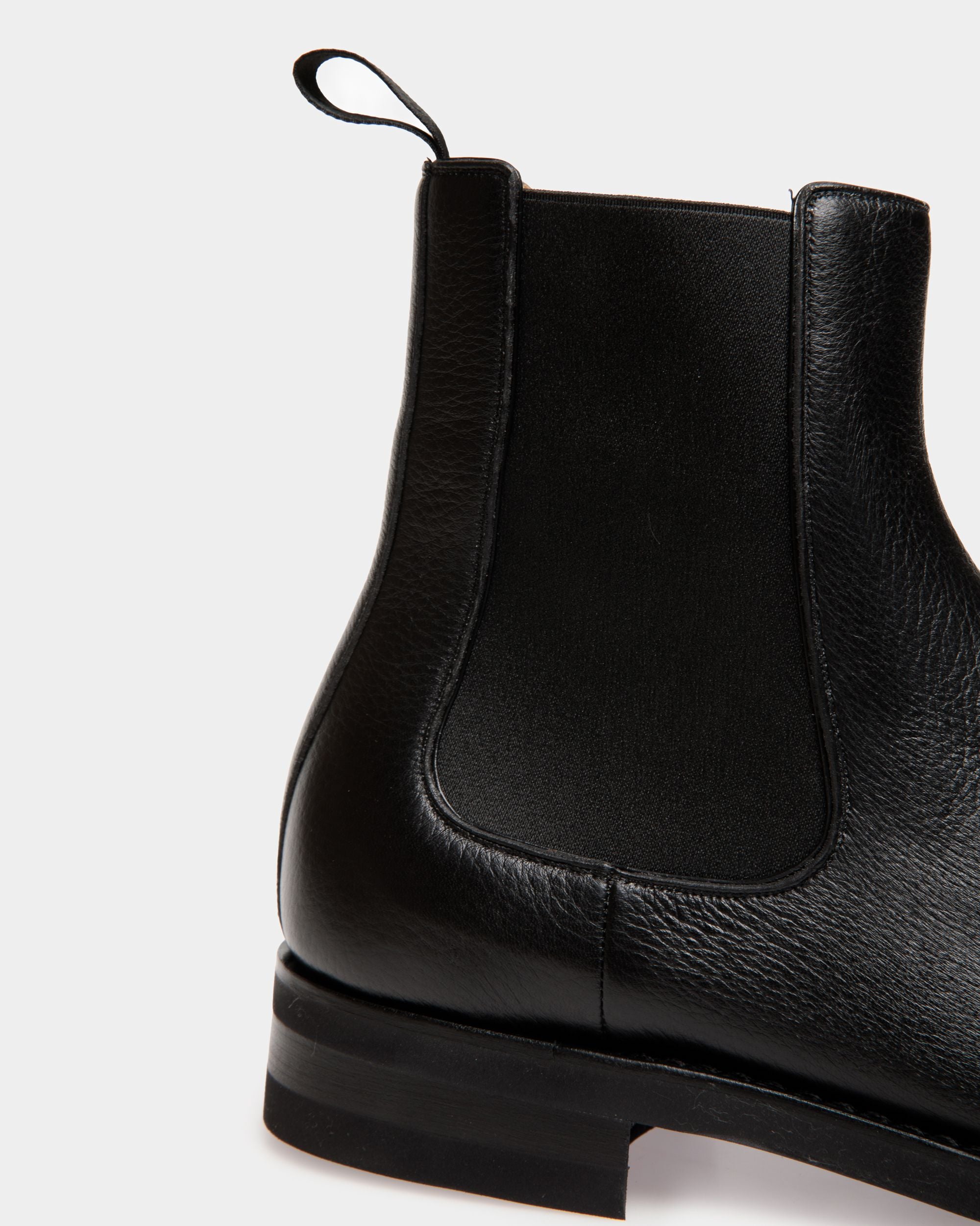 Stivaletto Scribe Un In Pelle Di Daino Nera - Uomo - Bally - 05