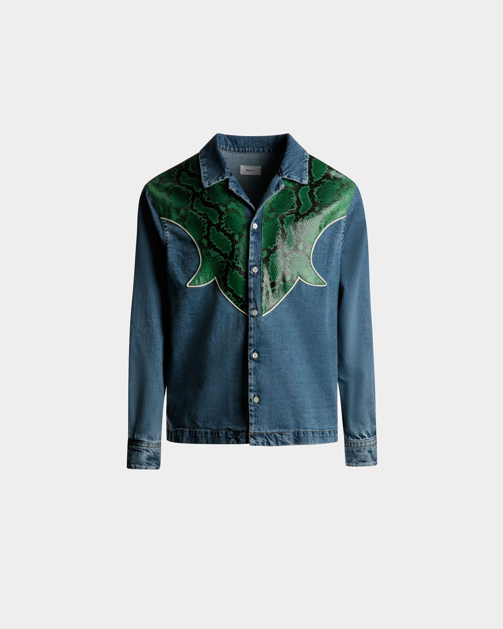 Camicia In Cotone Chambray Azzurro E Pelle Verde A Fantasia Pitonata - Uomo - Bally - 01