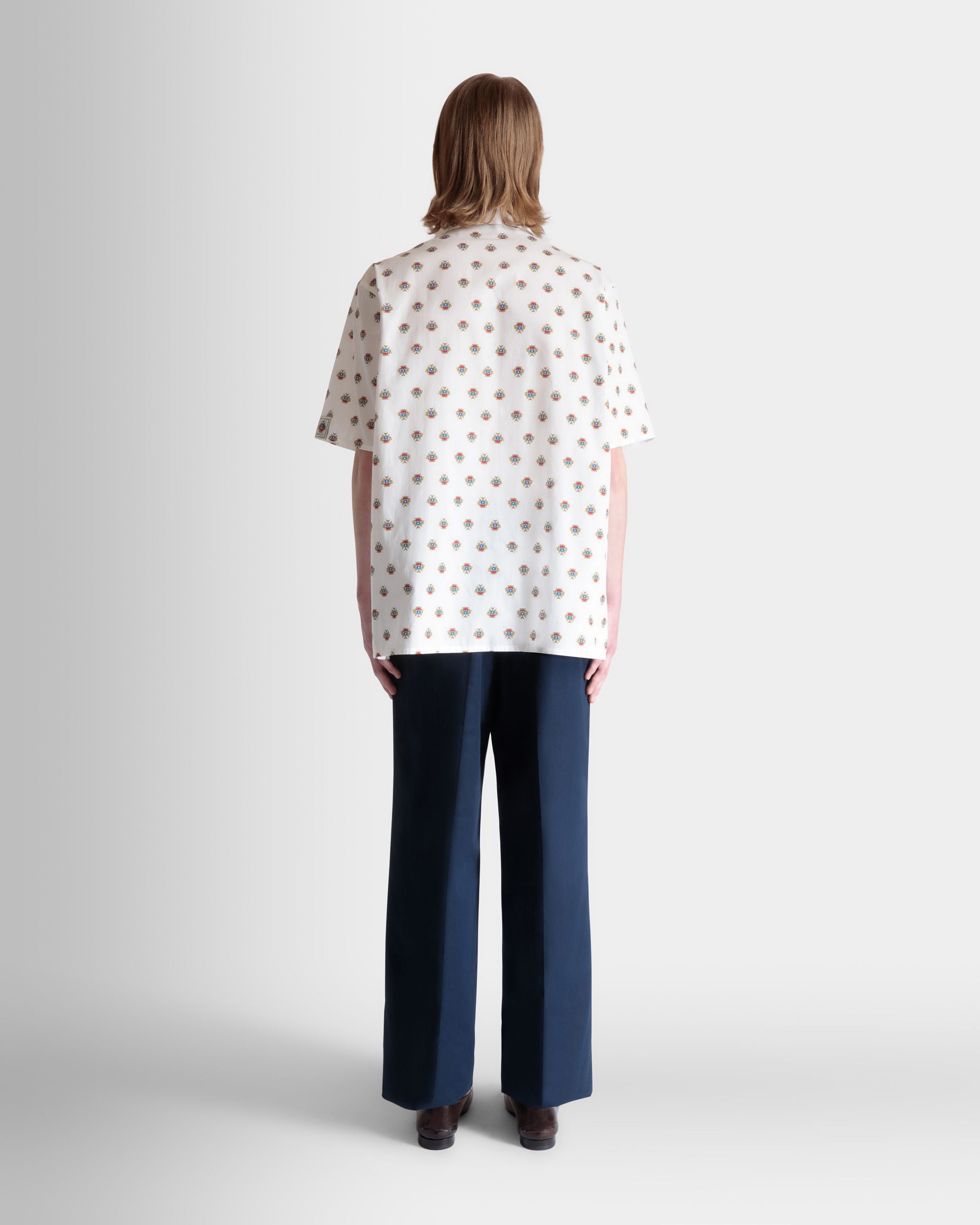 Camicia Bowling In Cotone Bianco Con Stampa Bally Crest All-Over - Uomo - Bally - 06