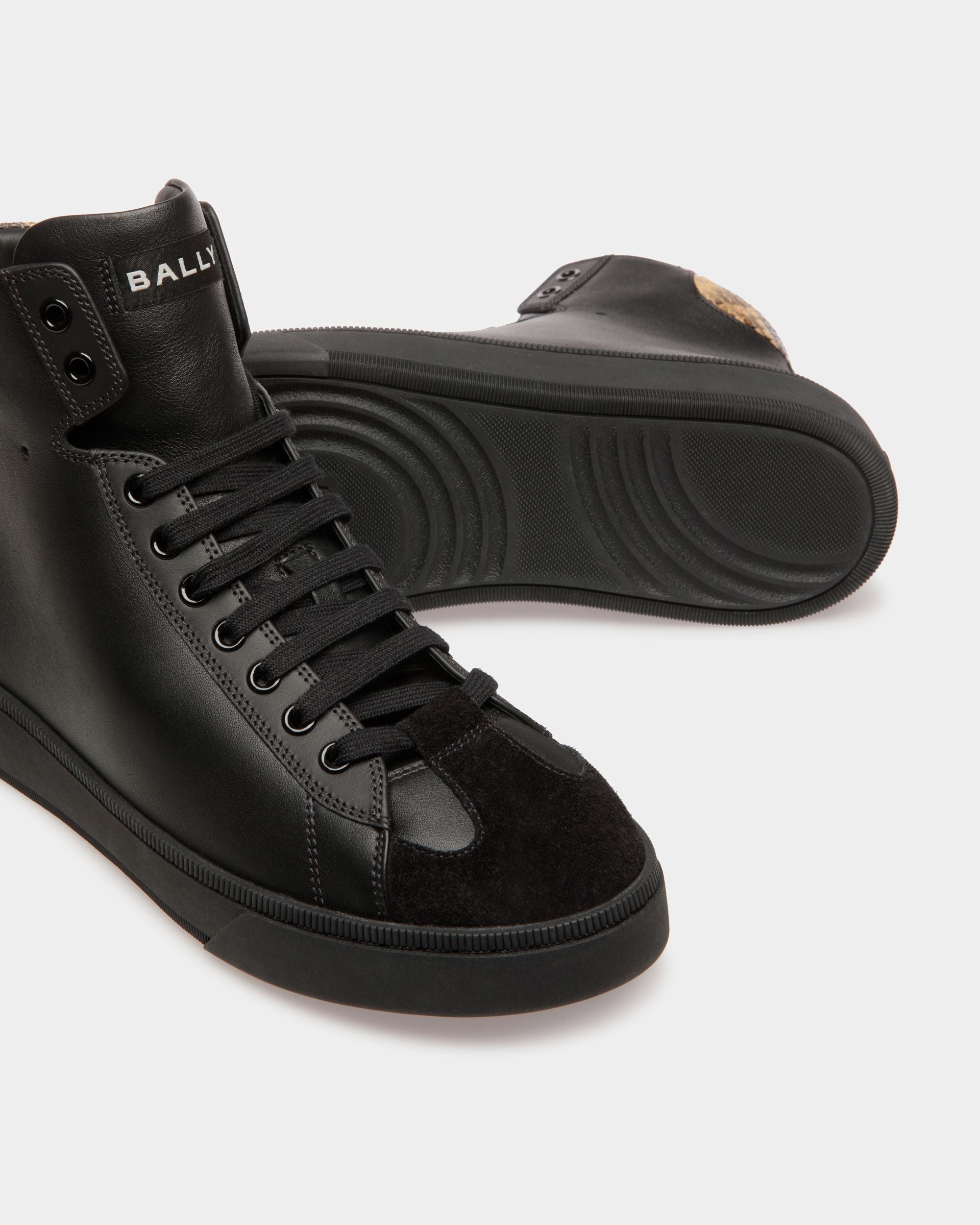 Sneaker Raise In Pelle Nera Con Stampa Pitonata - Uomo - Bally - 05