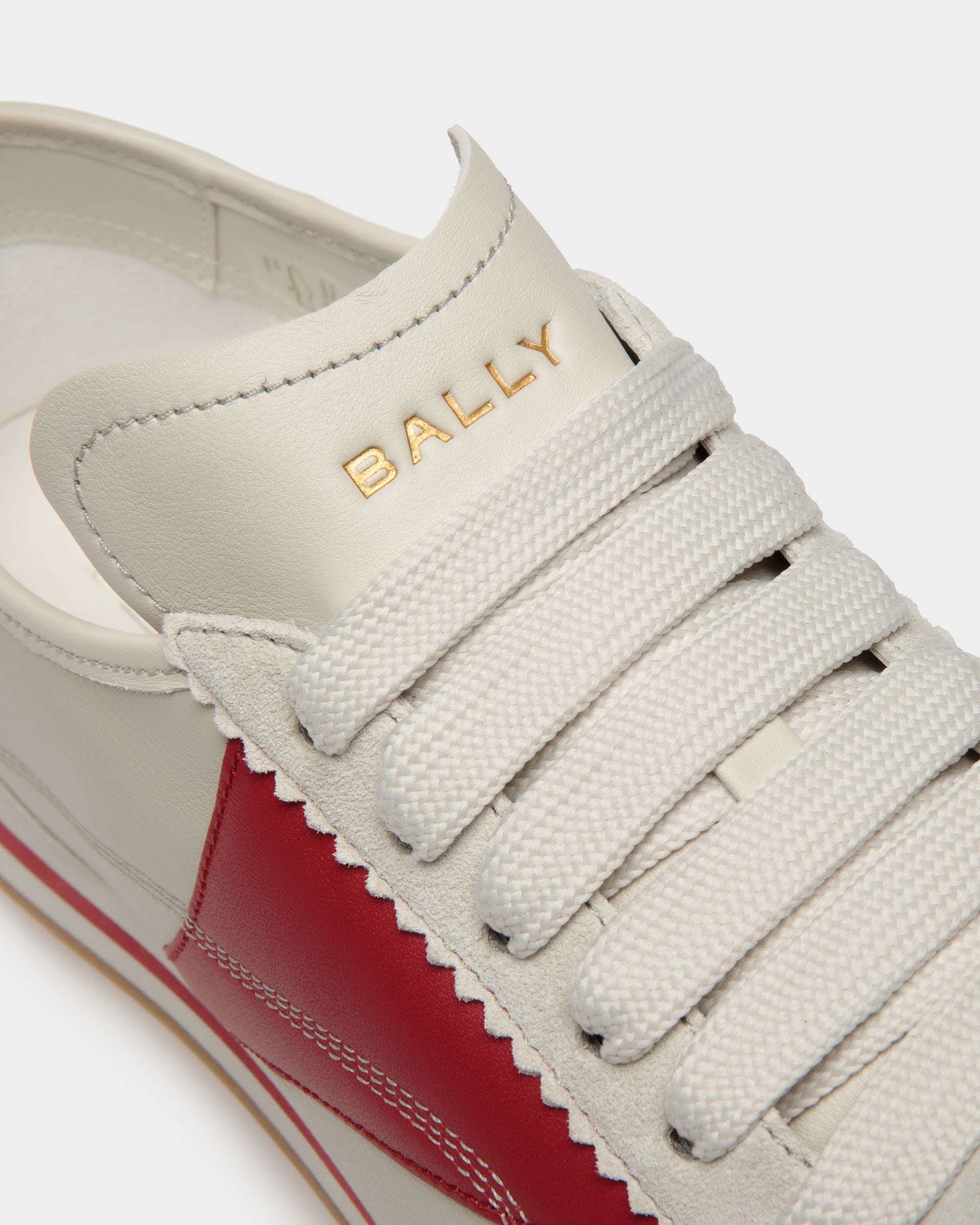 Sneaker Sussex In Pelle Bianco Cipria E Rubino Scuro - Uomo - Bally - 05