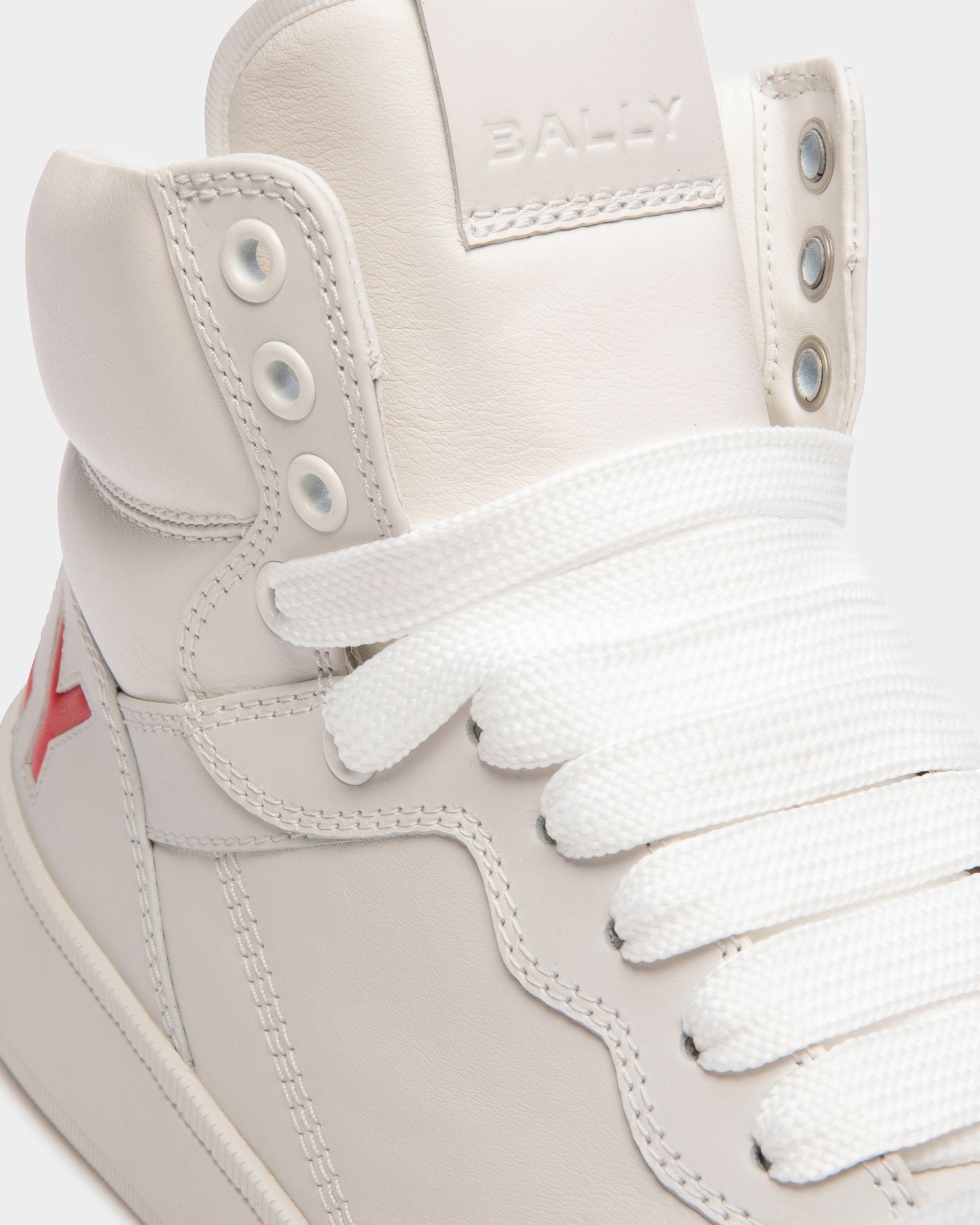 Sneaker Alta Raise In Pelle Bianca - Uomo - Bally - 05