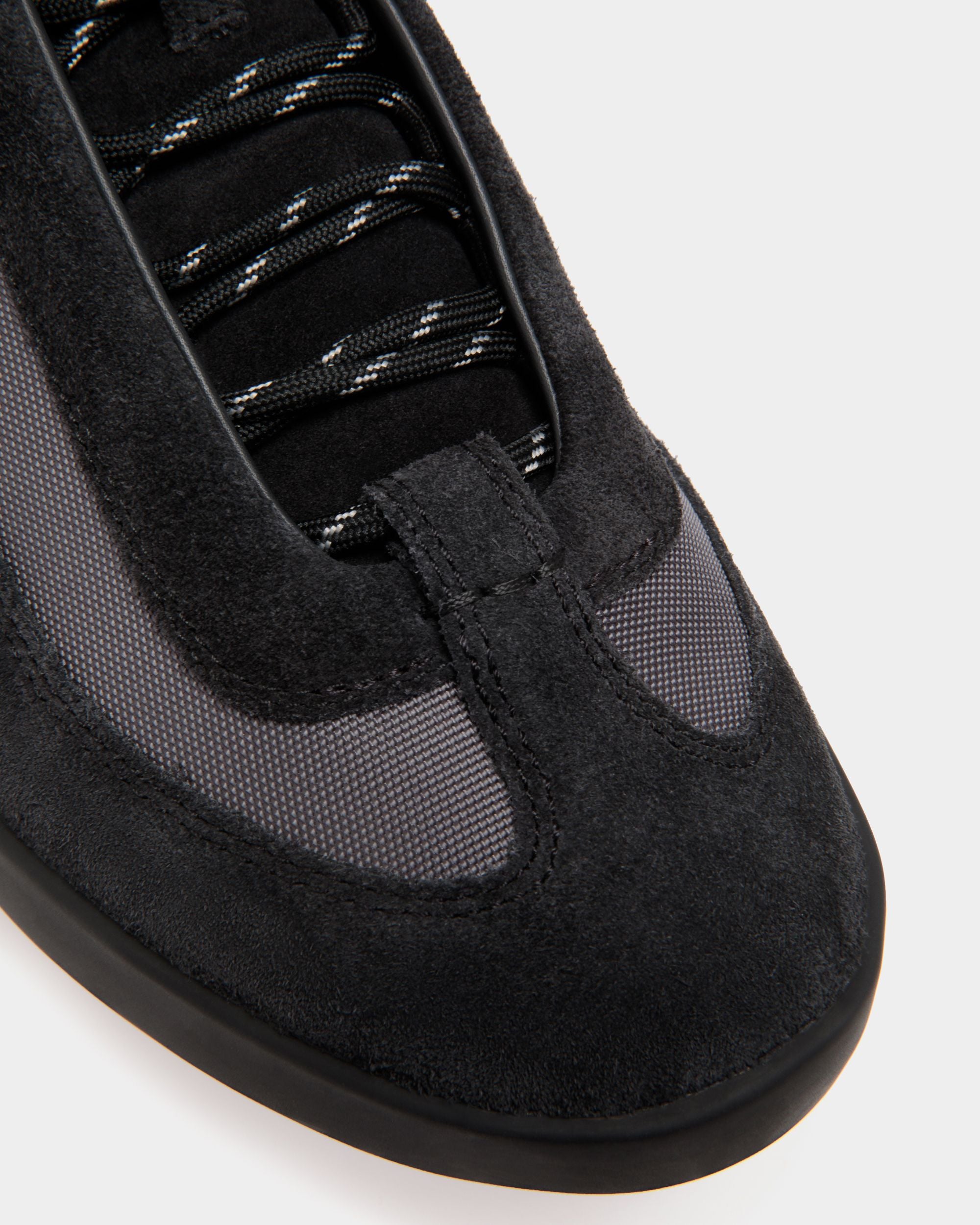 Sneaker Manto Runner In Pelle Scamosciata Nera E Nylon - Uomo - Bally - 05