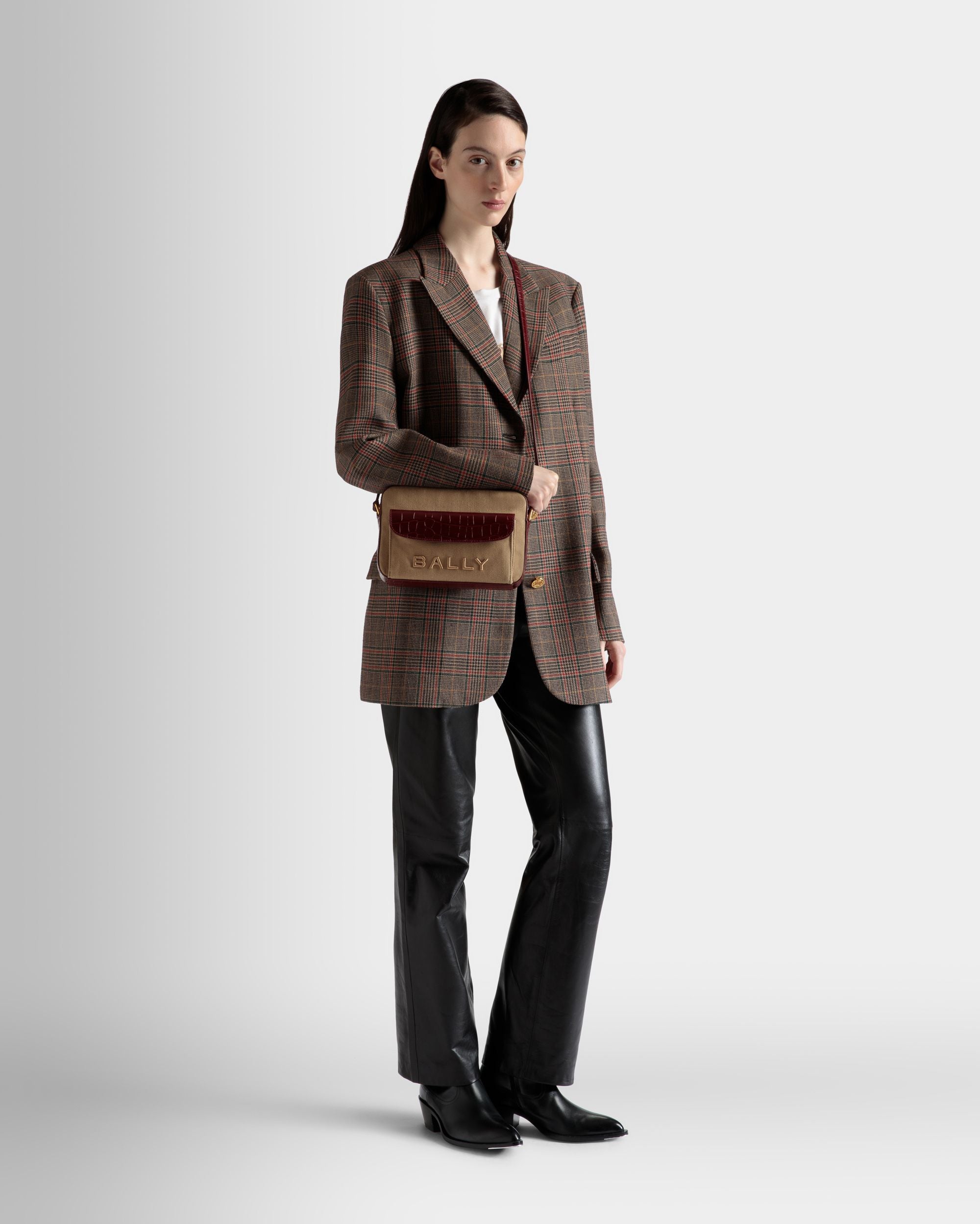 Borsa A Tracolla Bar In Tessuto Color Sabbia E Bordeaux - Donna - Bally - 02