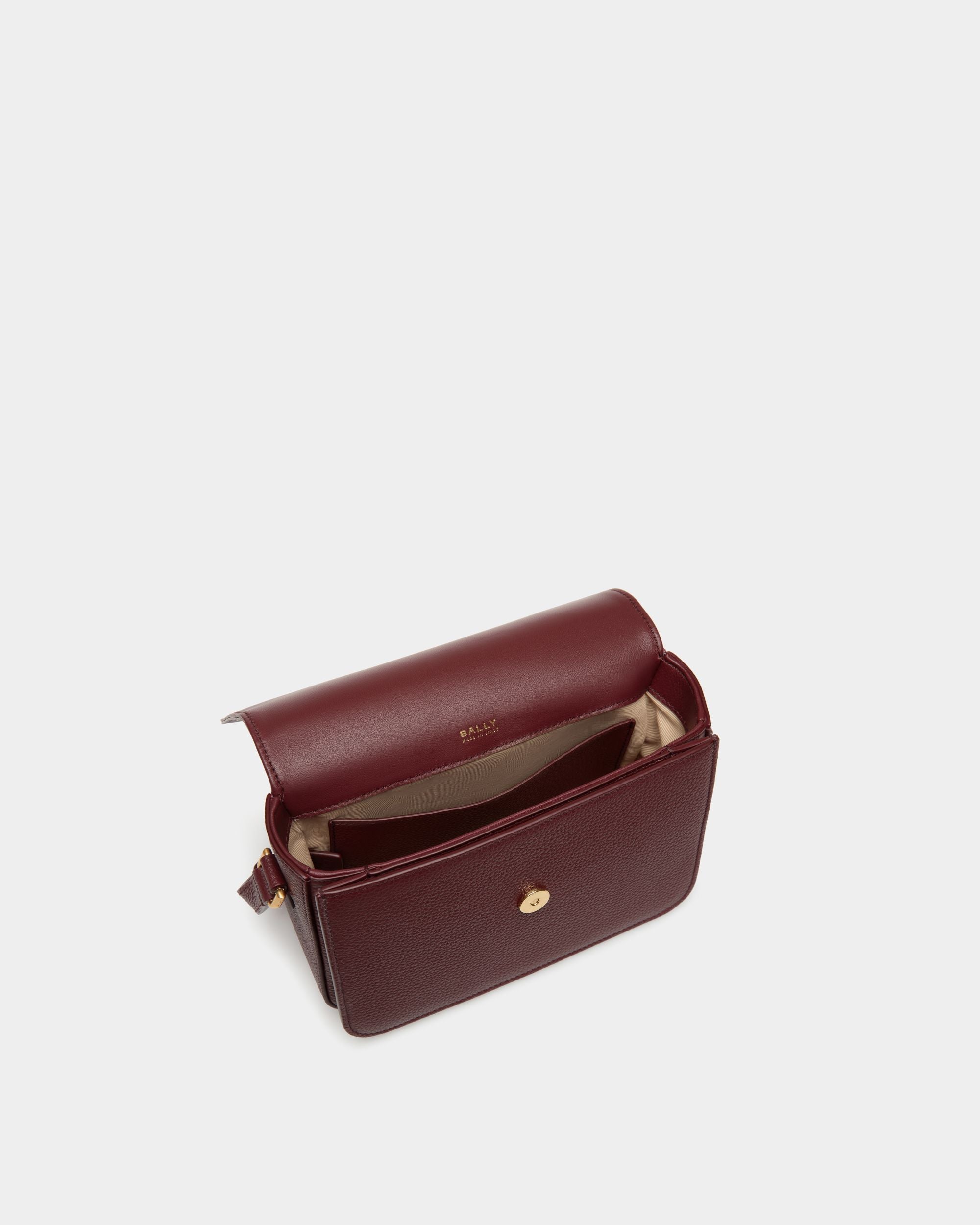 Borsa A Tracolla Piccola Emblem In Pelle Granata Andorra - Donna - Bally - 04