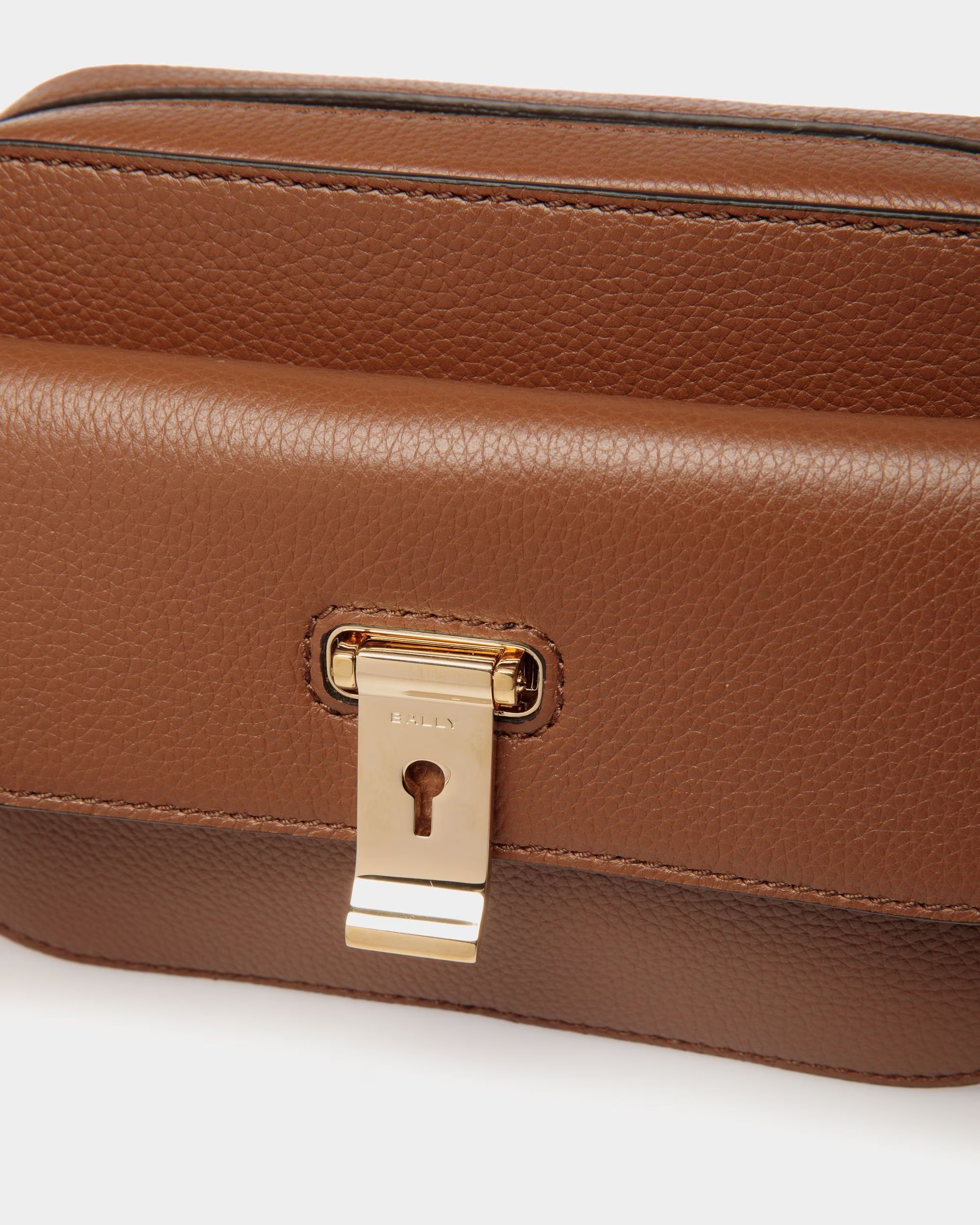 Borsa A Tracolla Piccola Lock Me In Pelle Granata Marrone - Donna - Bally - 06