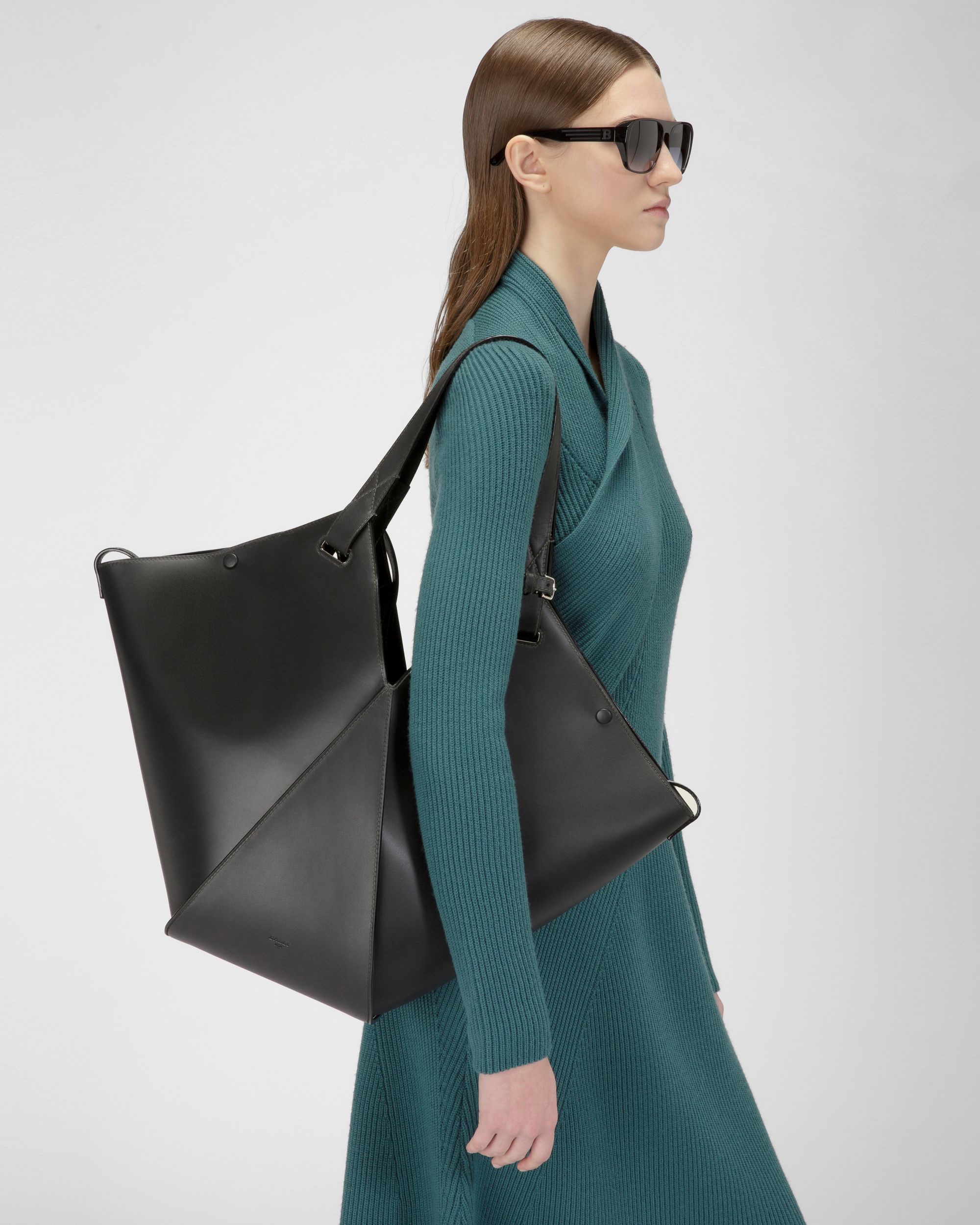Ahria Tote Bag In Pelle Nera - Donna - Bally - 02