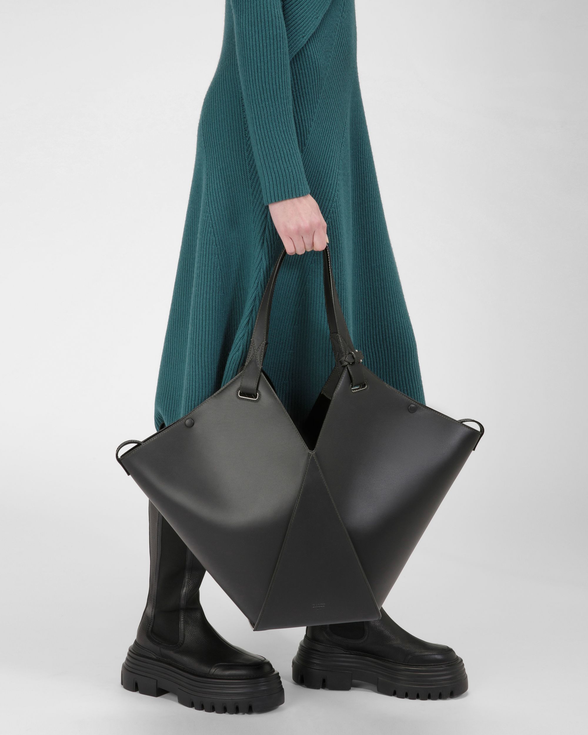 Ahria Tote Bag In Pelle Nera - Donna - Bally - 08