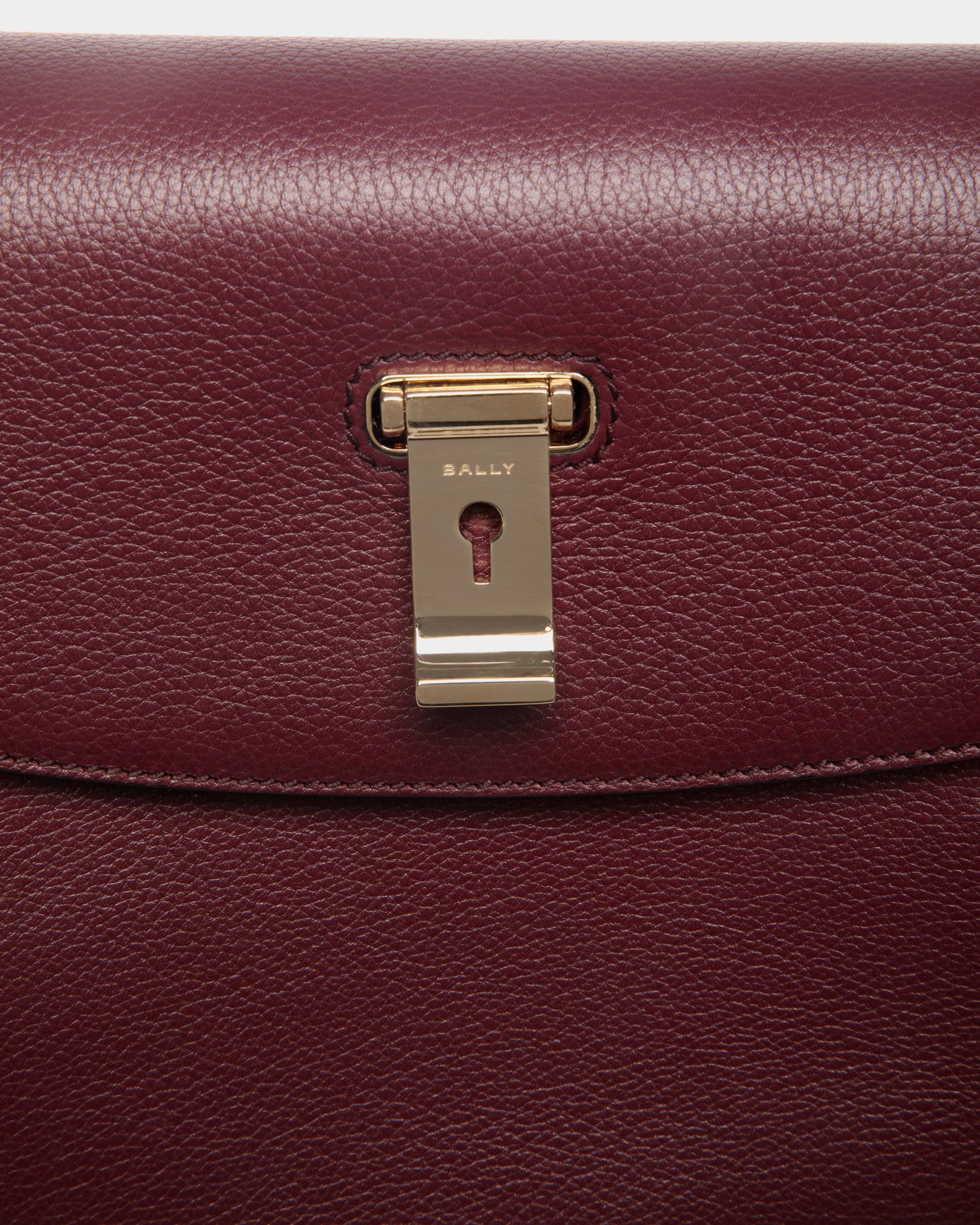 Borsa A Mano Lock Me In Pelle Granata Andorra - Donna - Bally - 04