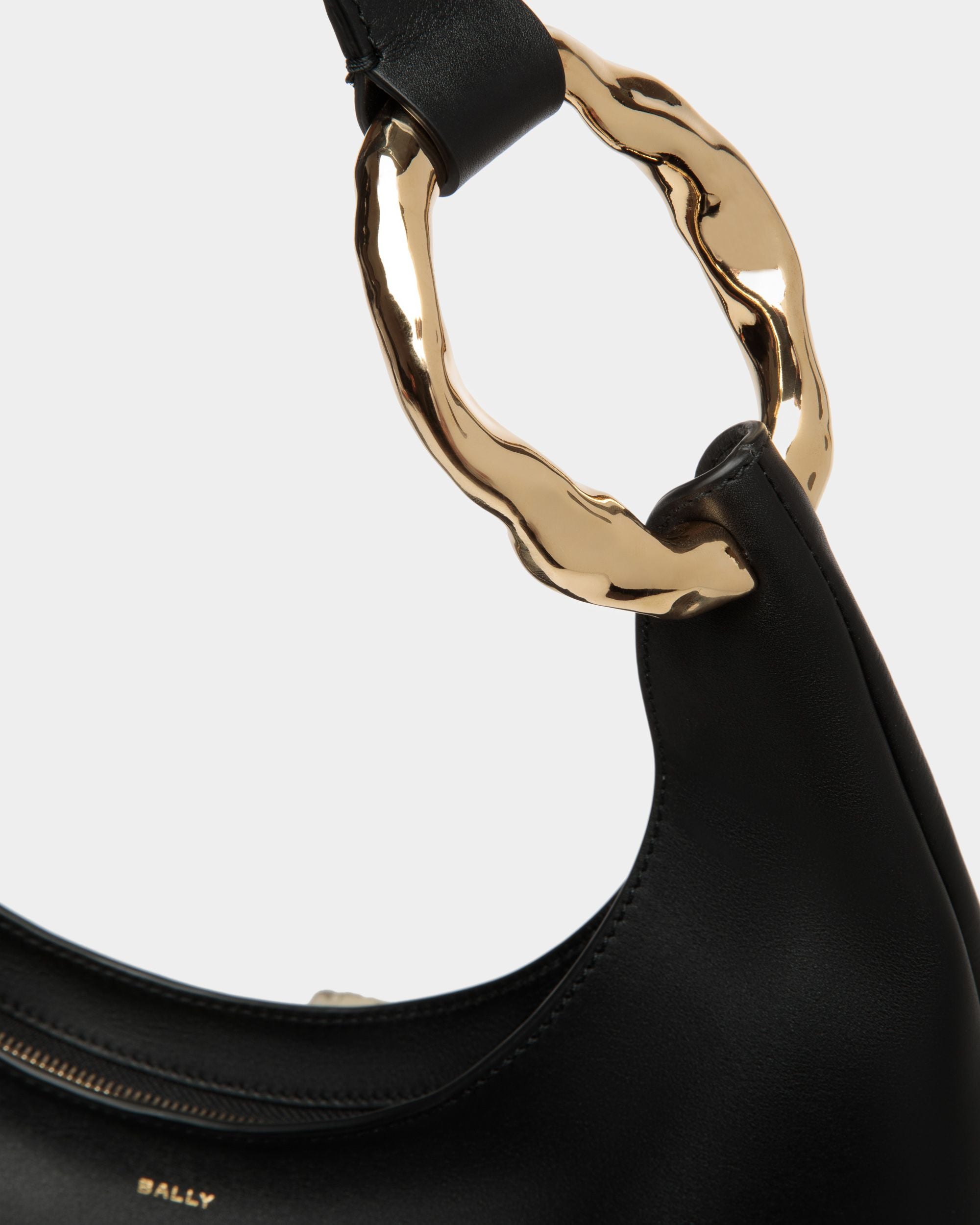 Borsa Hobo Baroque In Pelle Nera - Donna - Bally - 05