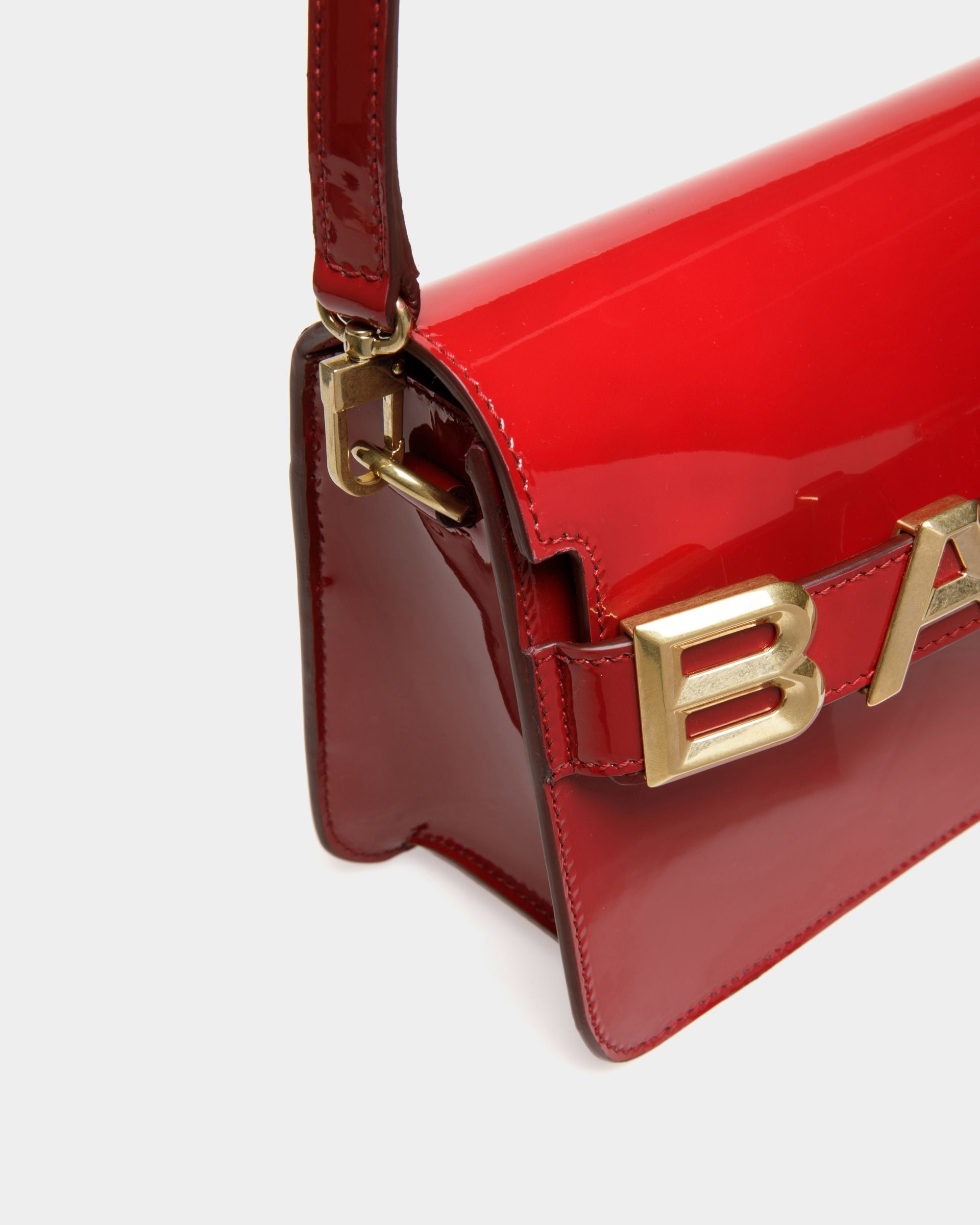 Borsa A Tracolla Con Logo In Pelle Rubino Scuro - Donna - Bally - 06