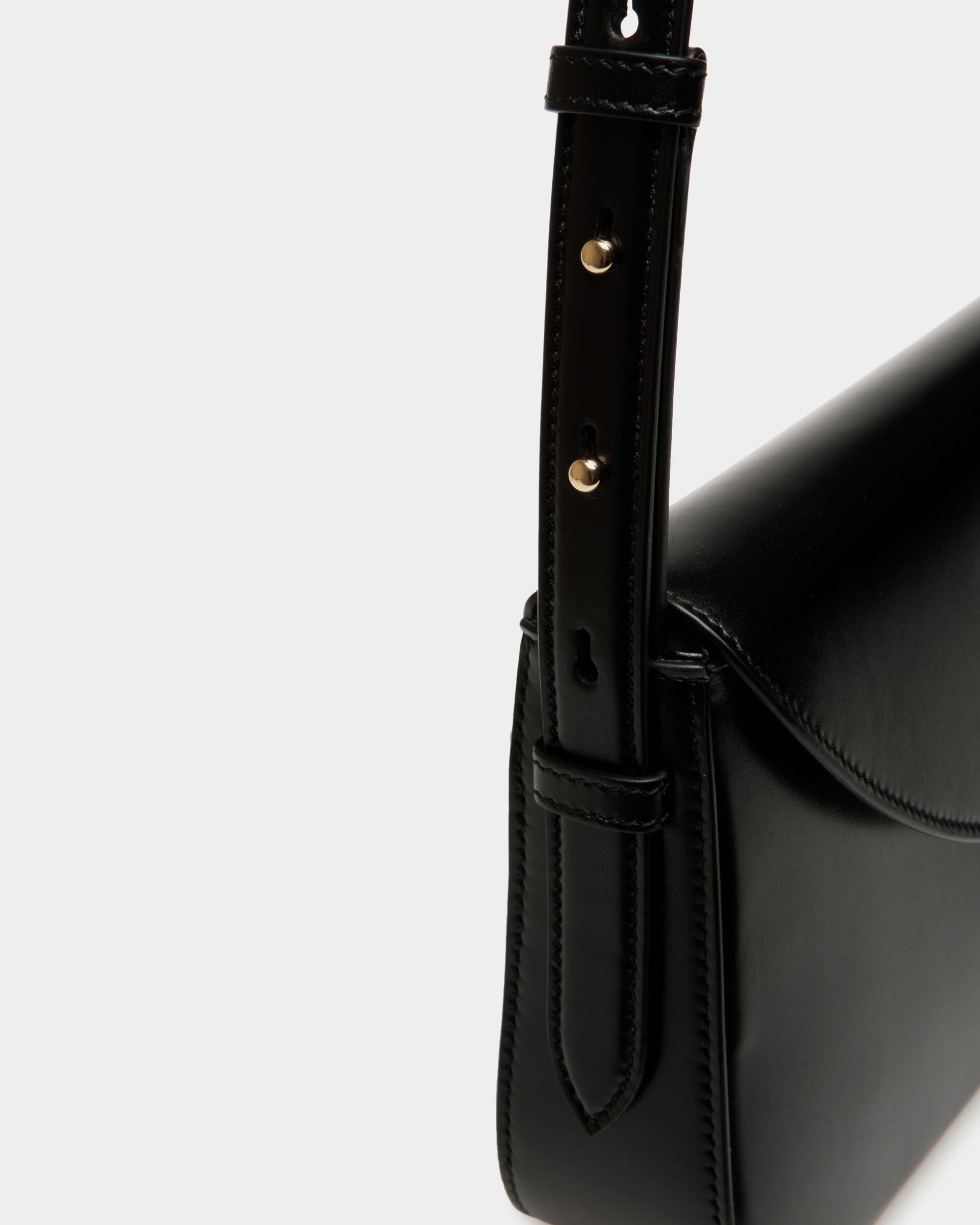 Borsa A Spalla Piccola Ollam In Pelle Nera - Donna - Bally - 06