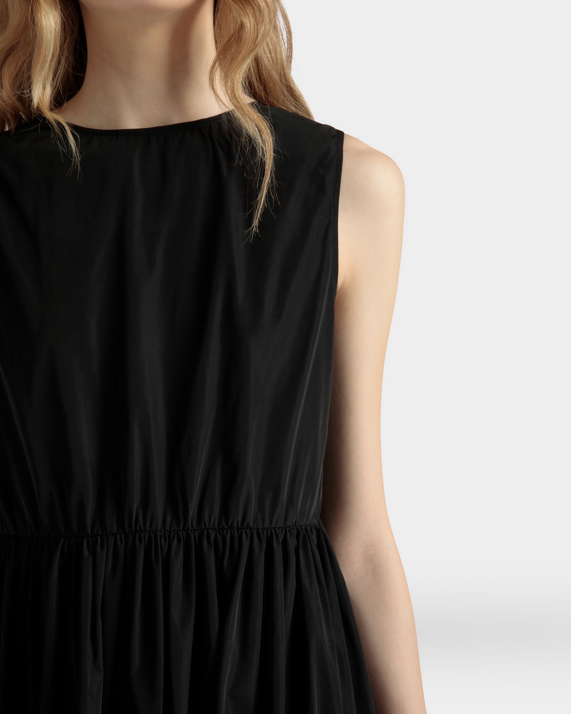 Abito Midi Smanicato In Duchesse Tecnico Nero - Donna - Bally - 04