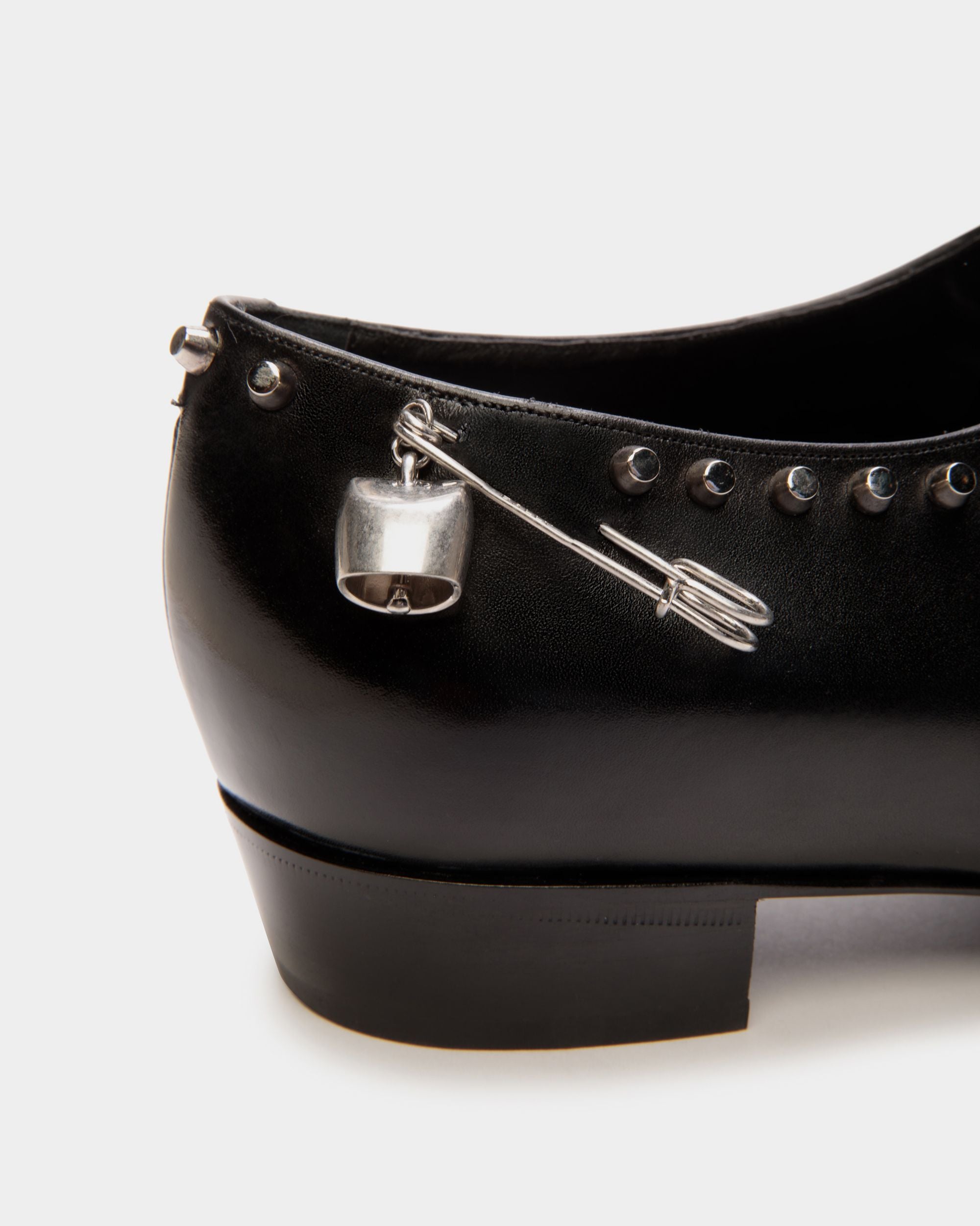 Scarpa Mary Jane Glendale In Pelle Nera Con Borchie - Donna - Bally - 05
