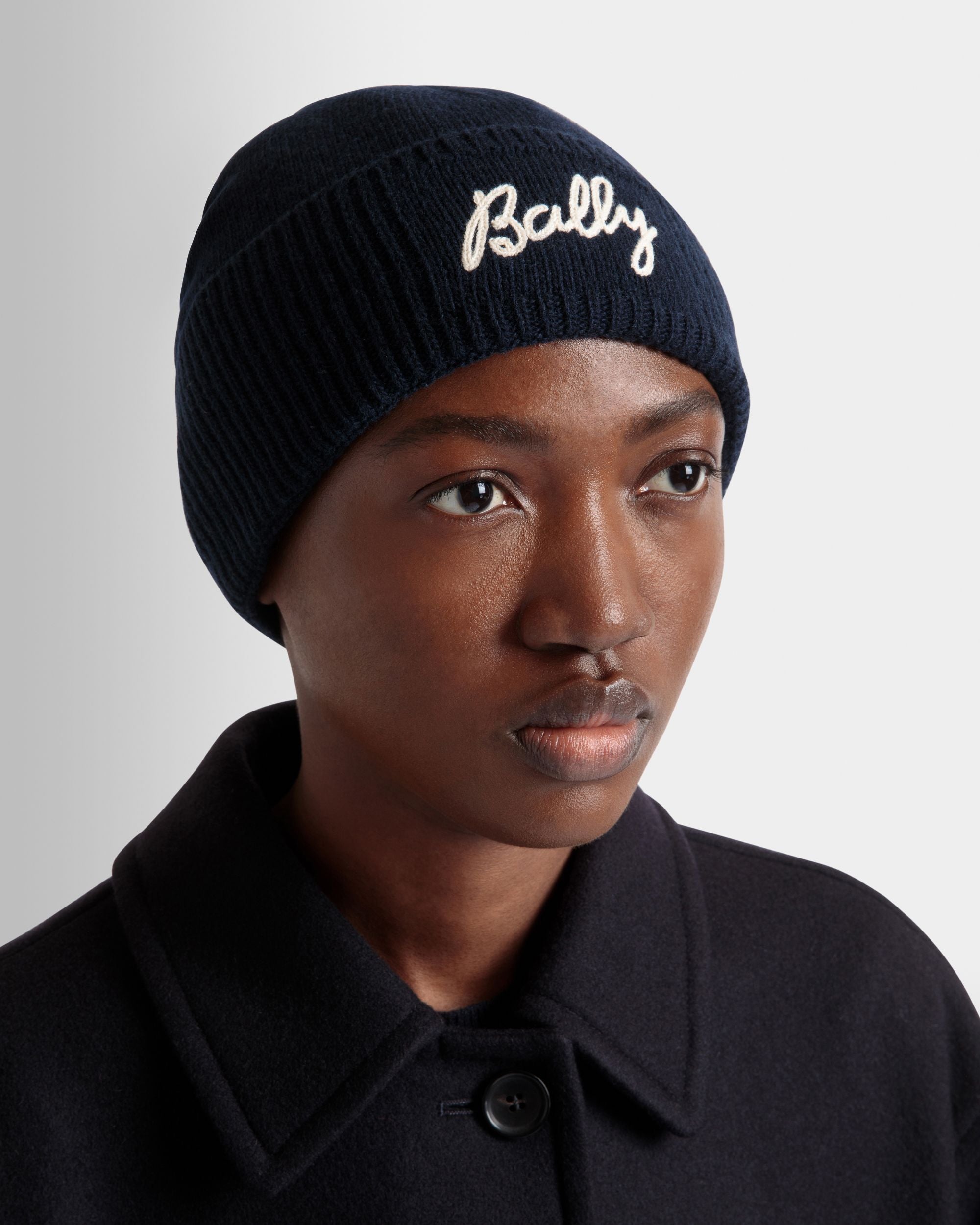 Cappello A Cuffia In Lana Navy Blue Con Logo - Donna - Bally - 02