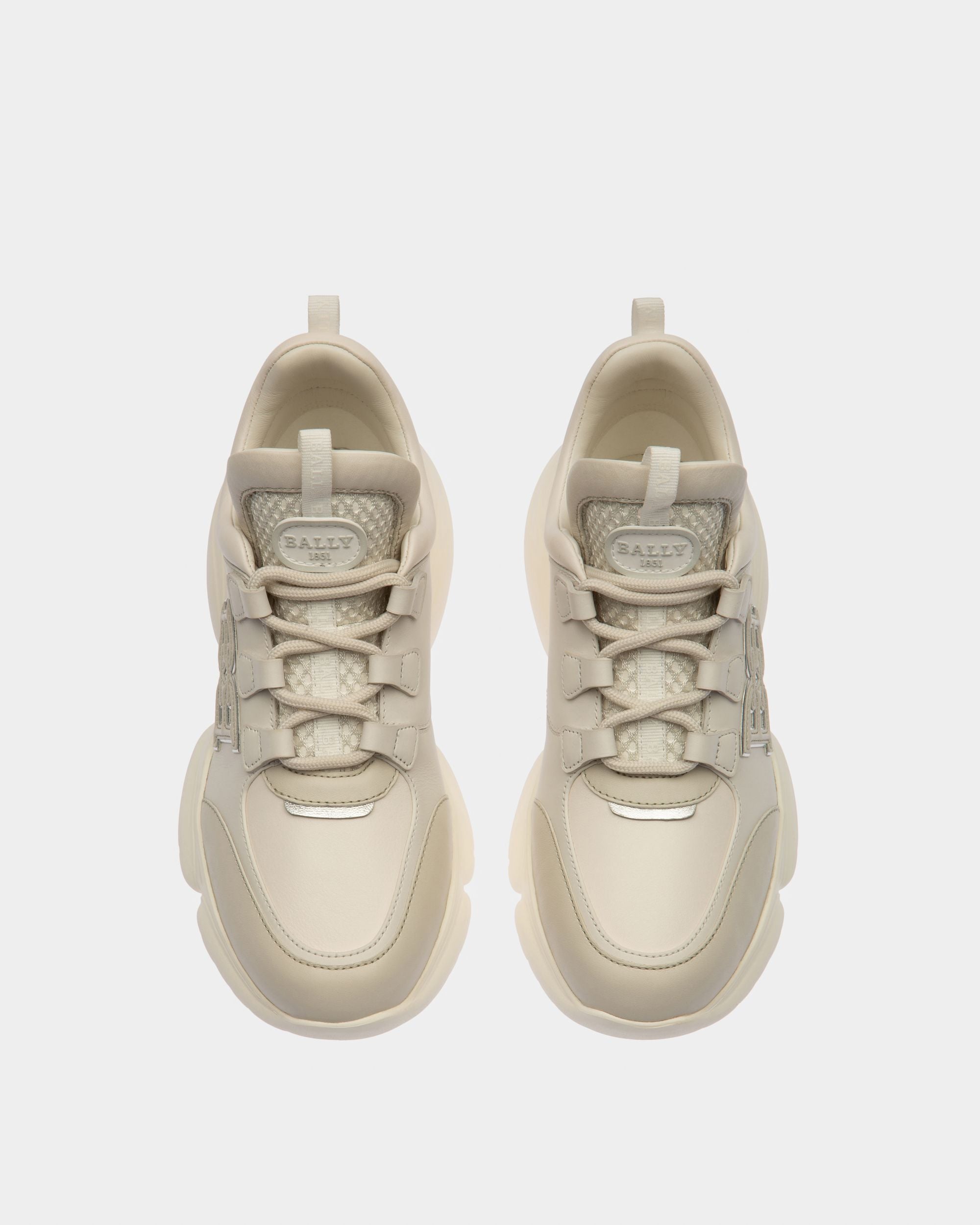 Claires Sneaker In Pelle Bianco Polvere E Bianco - Donna - Bally - 02