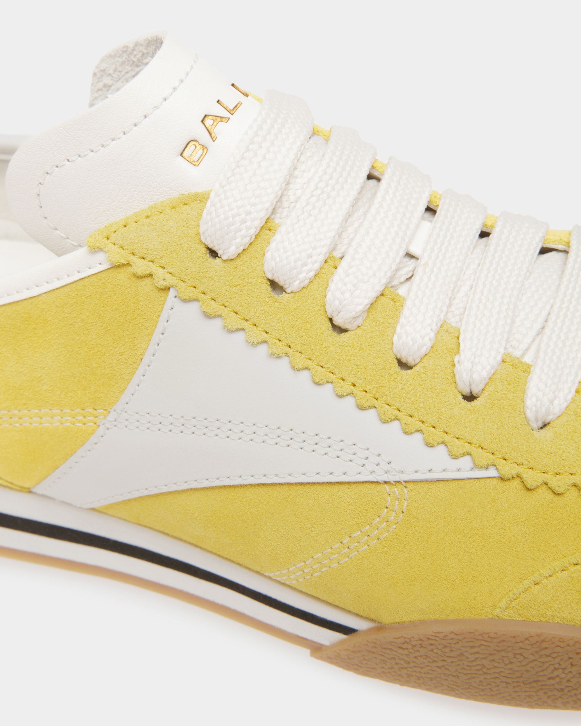Sneaker Sussex In Pelle Bianca E Gialla - Donna - Bally - 06