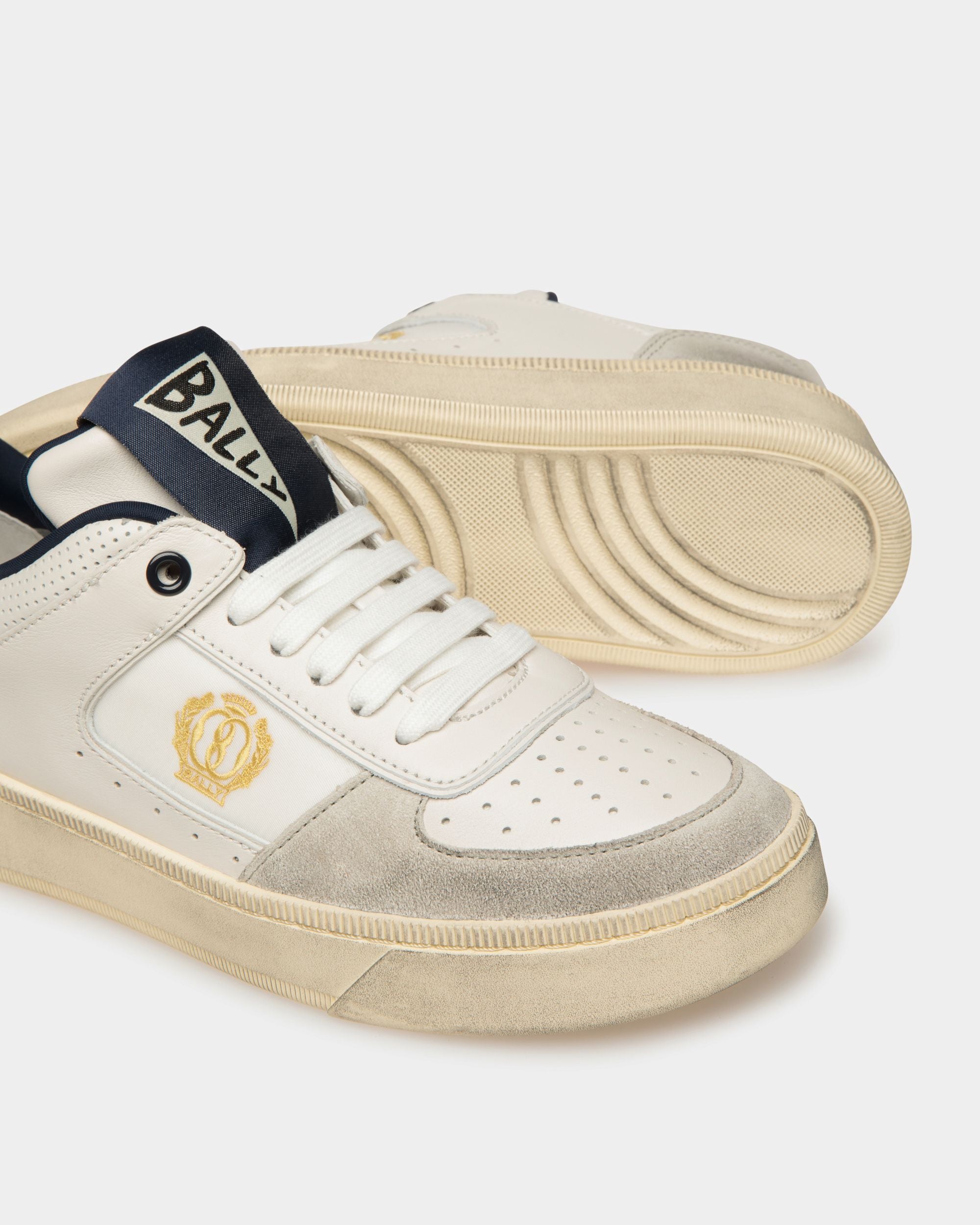 Sneaker Raise In Pelle Bianco Cipria E Blu Scuro - Donna - Bally - 04