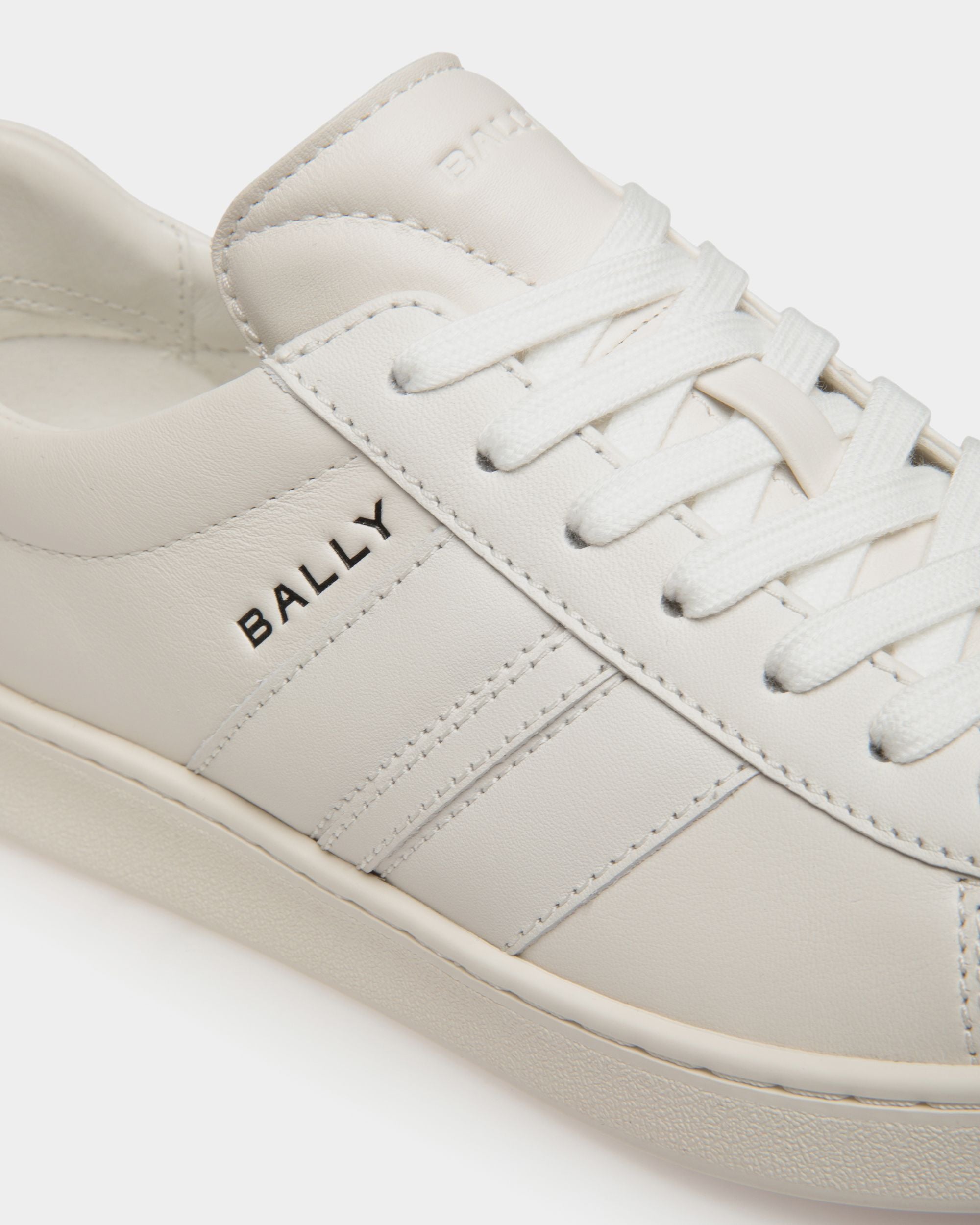 Sneaker Tennis In Pelle Bianca - Donna - Bally - 06