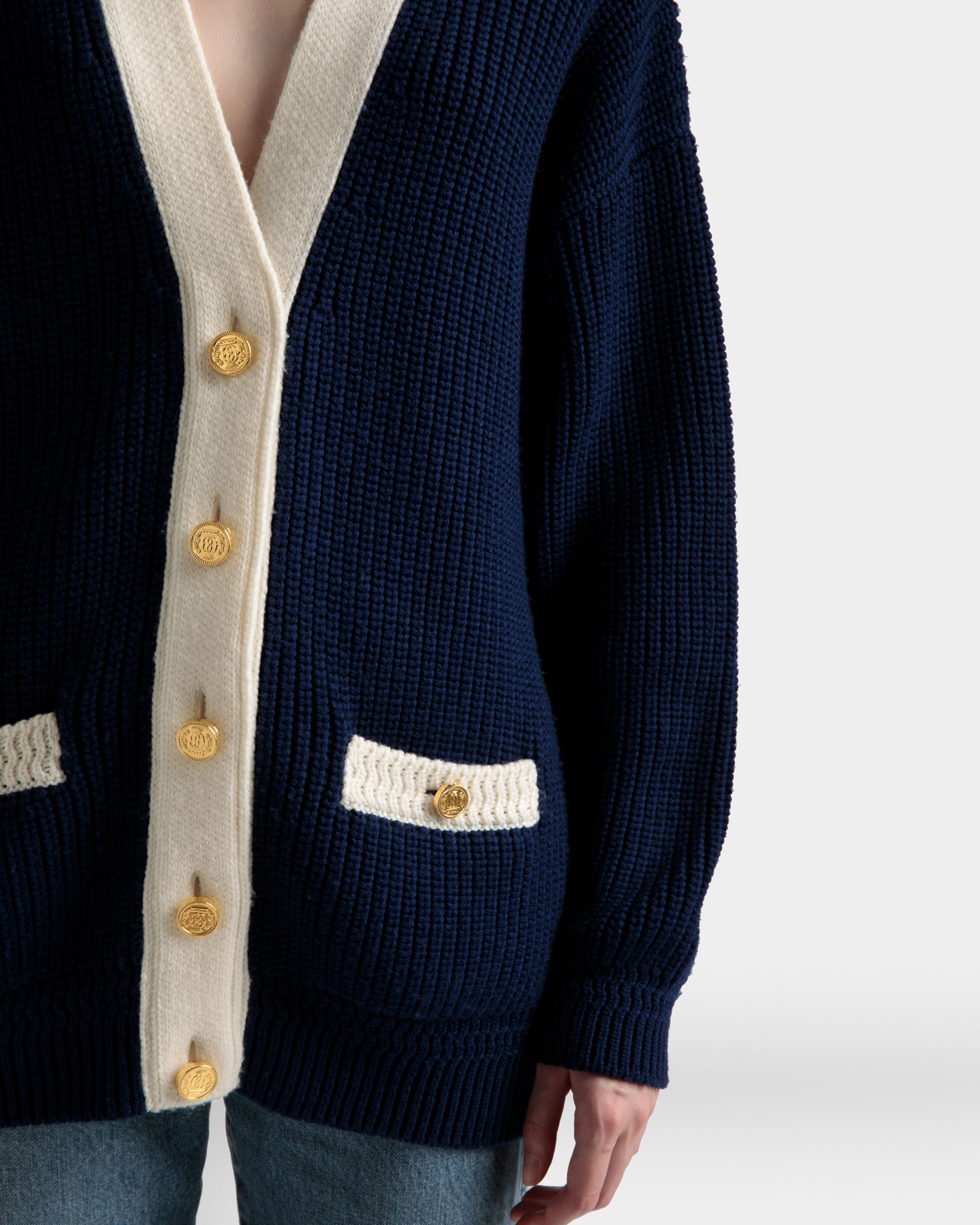 Cardigan Con Scollo A V In Lana Blu Marino - Donna - Bally - 04