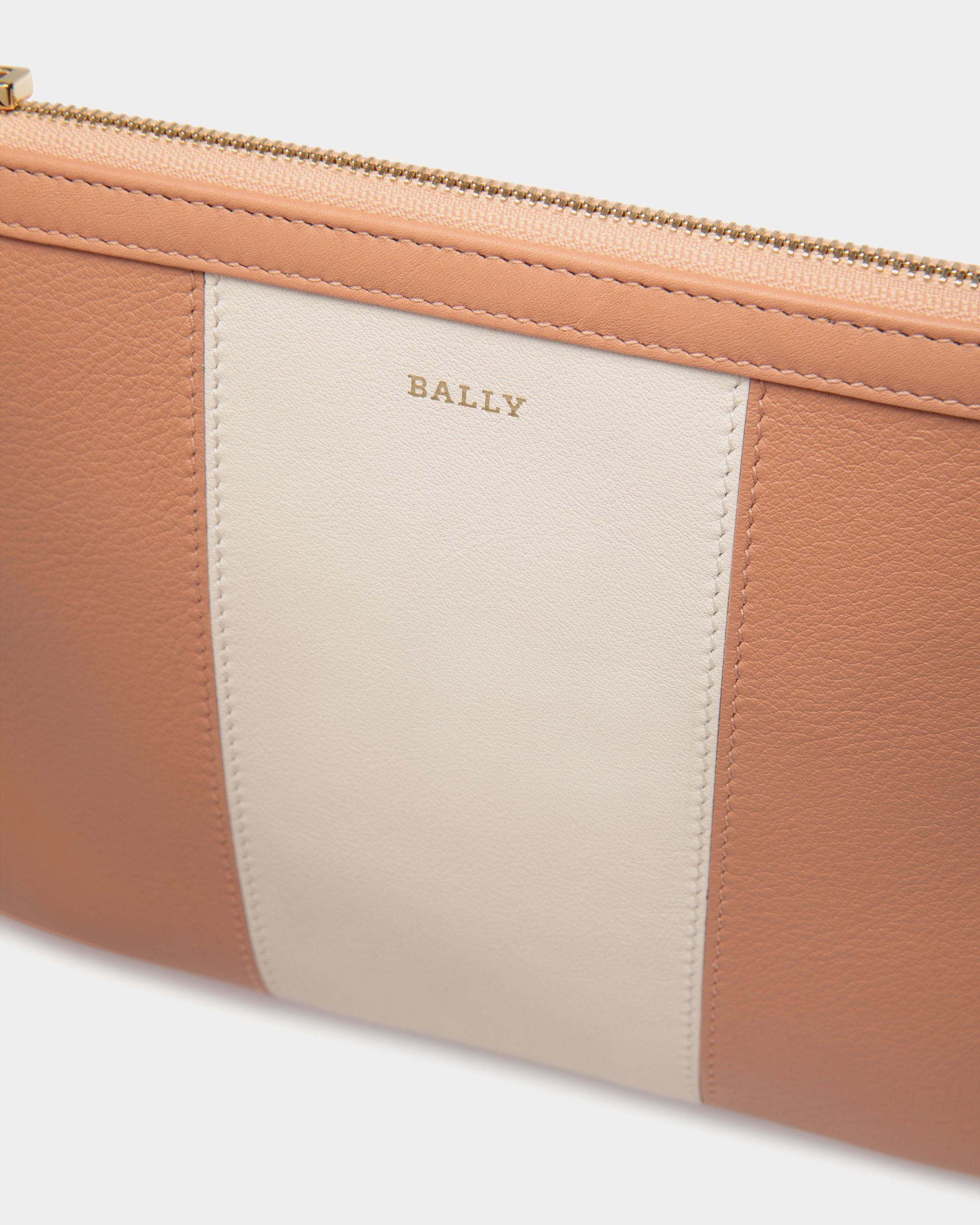 Cabana Clutch In Orange Bovine - Donna - Bally - 04