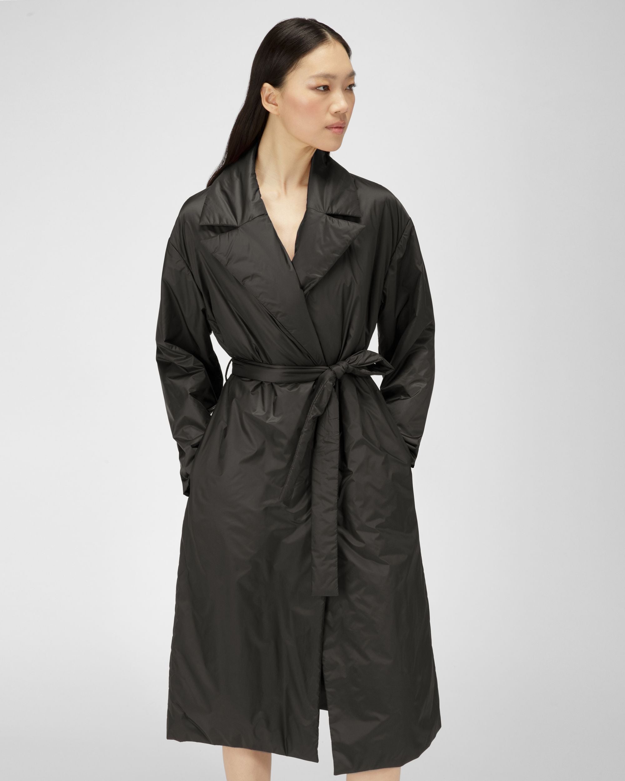 Cappotto A Vestaglia Imbottito Di Nylon Nero - Donna - Bally - 01