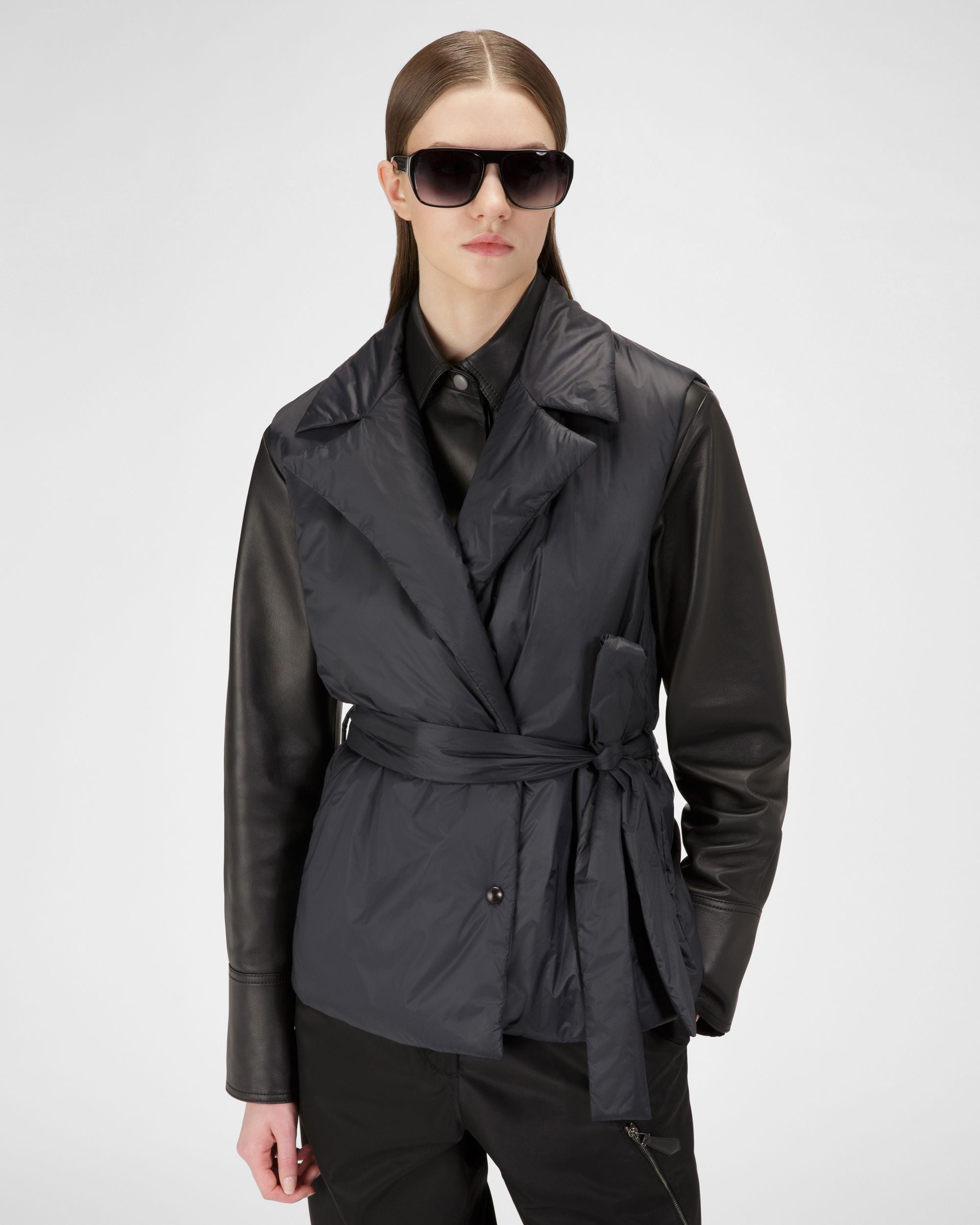 Gilet Imbottito In Nylon Nero - Donna - Bally - 01