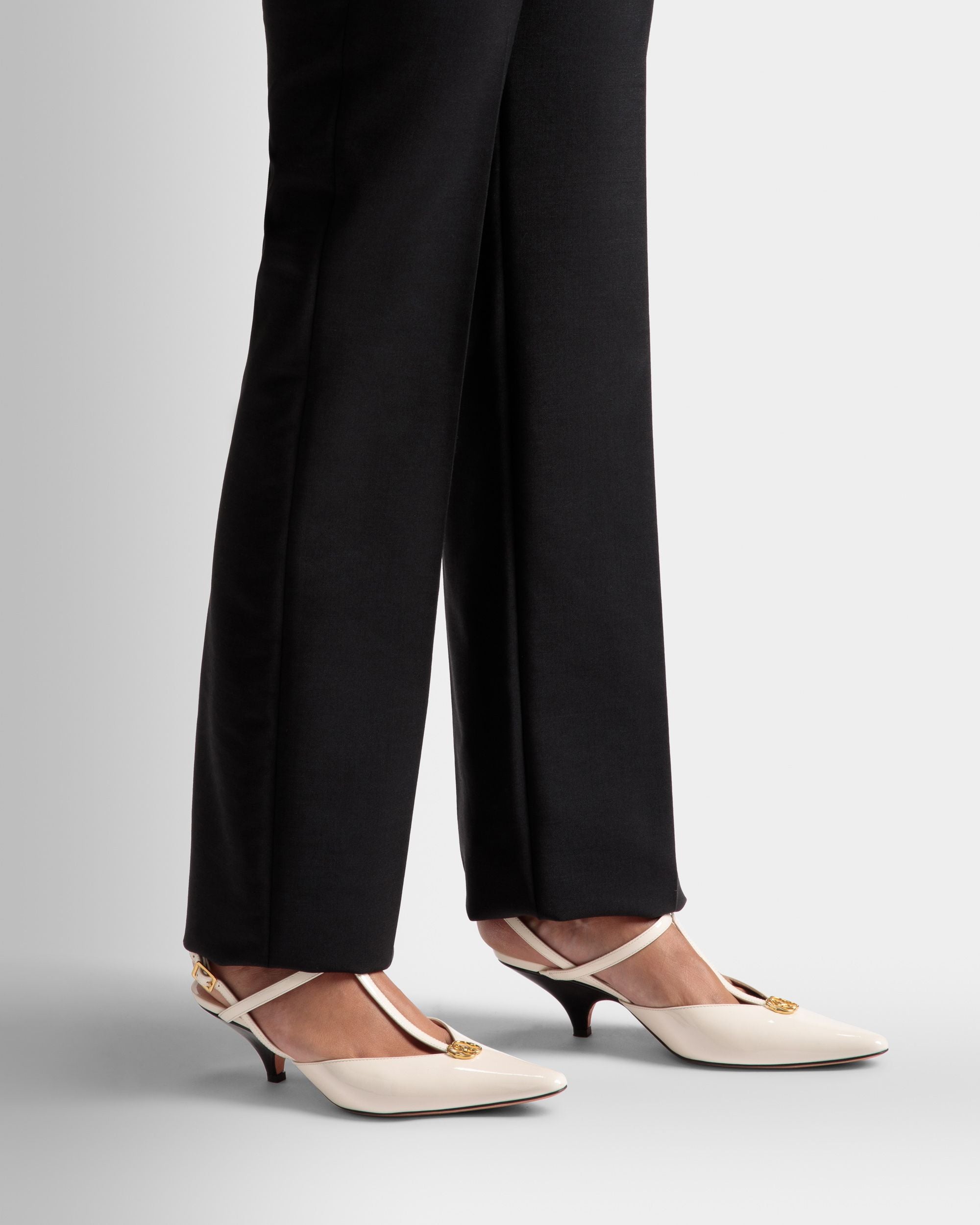 Décolleté Slingback Katy In Pelle Avorio E Nera - Donna - Bally - 02